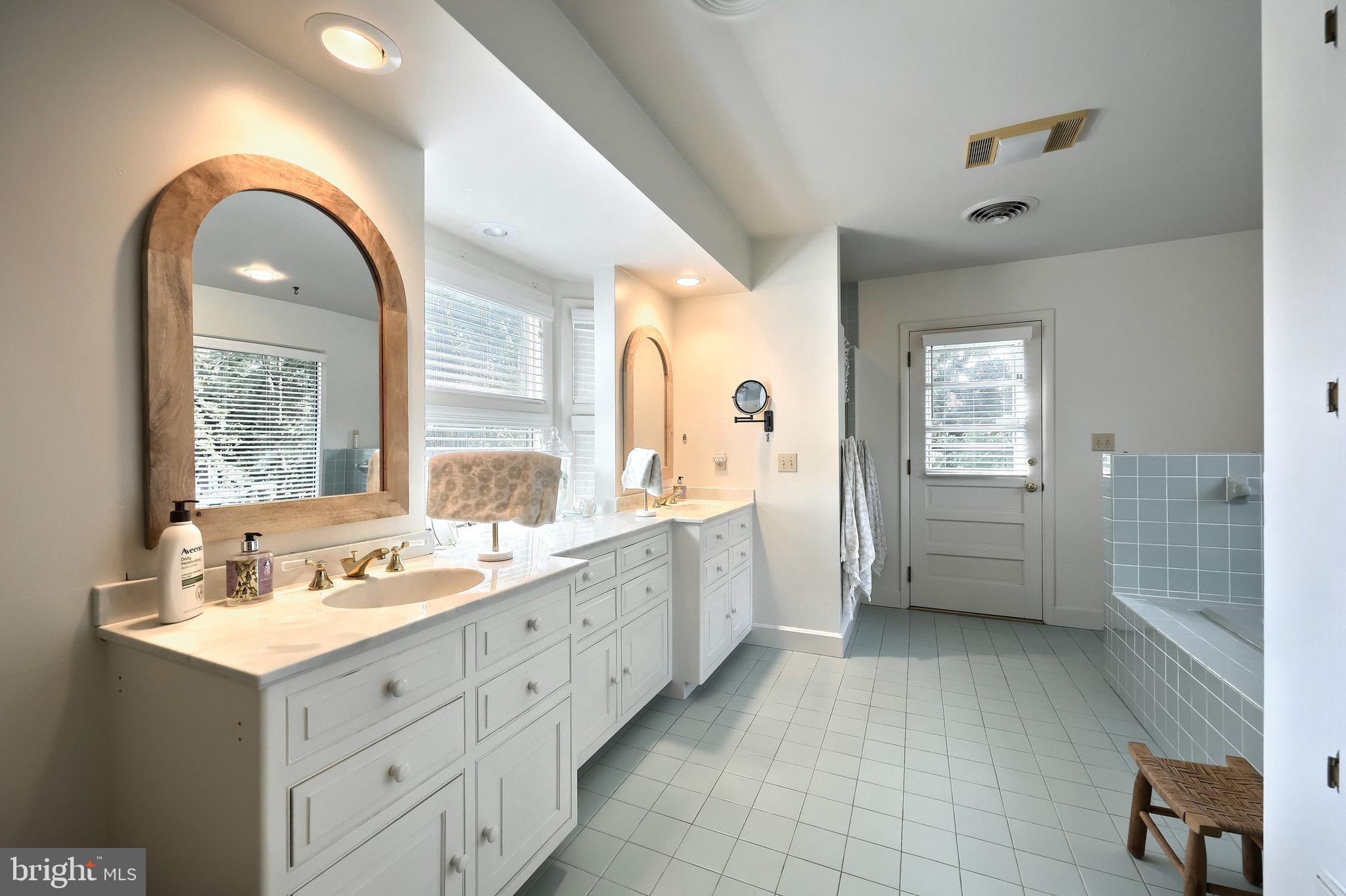 CLEARVIEW - Residential