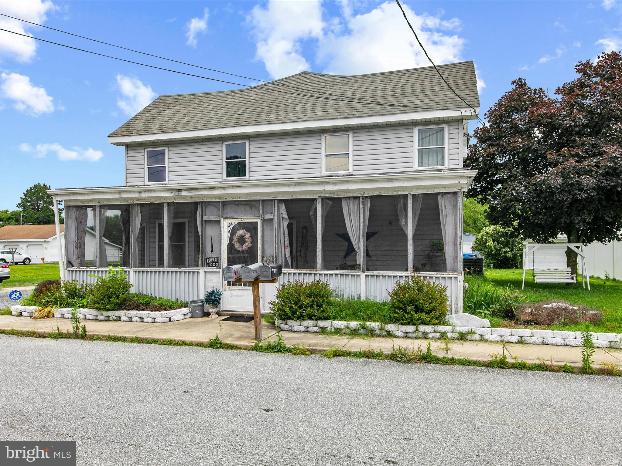 9 KNOX STREET