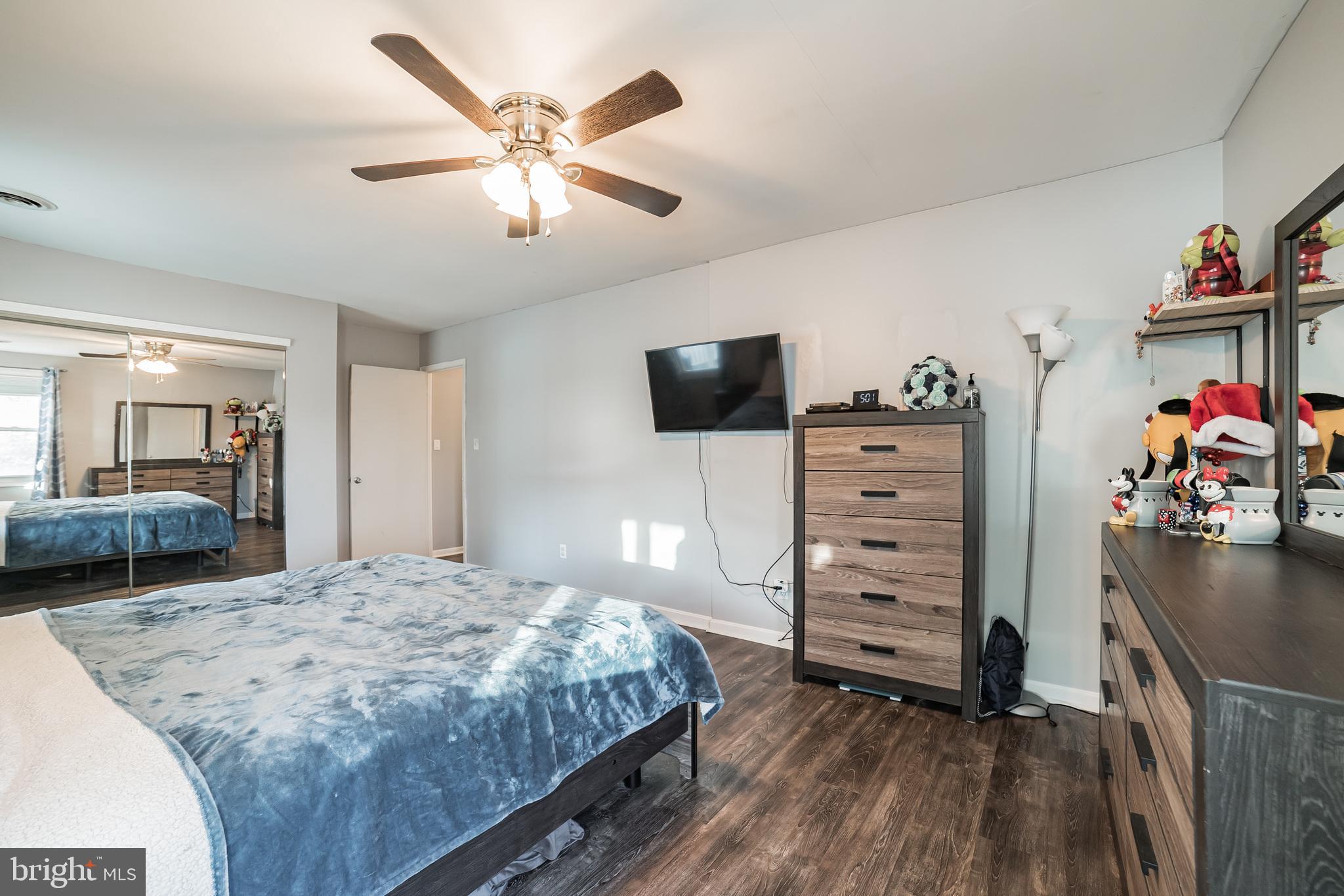 QUEENS PARK - Residential