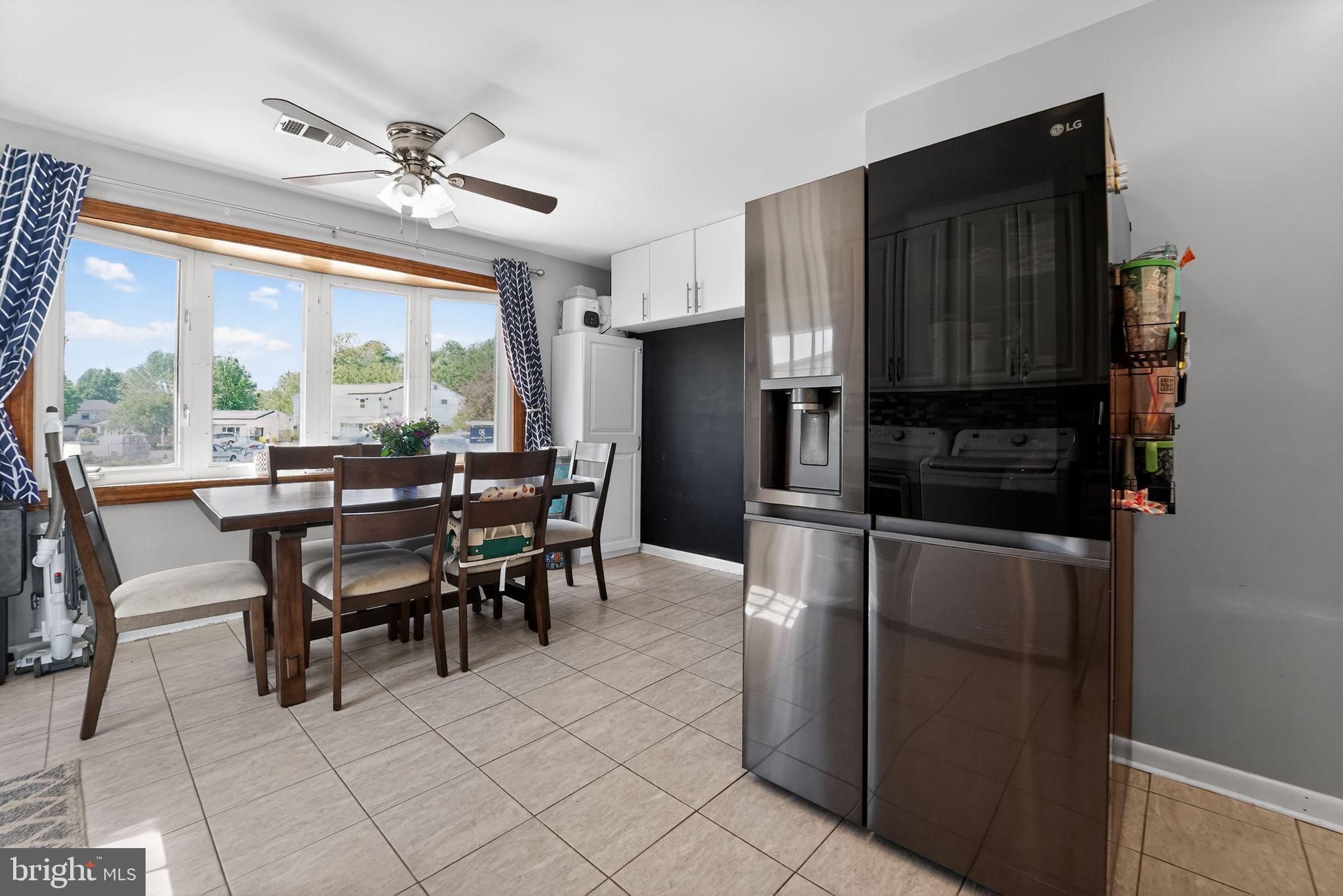 QUEENS PARK - Residential