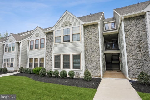Condo For Sale - 2 Bridgewater Drive<br/> MARLTON, NJ 08053