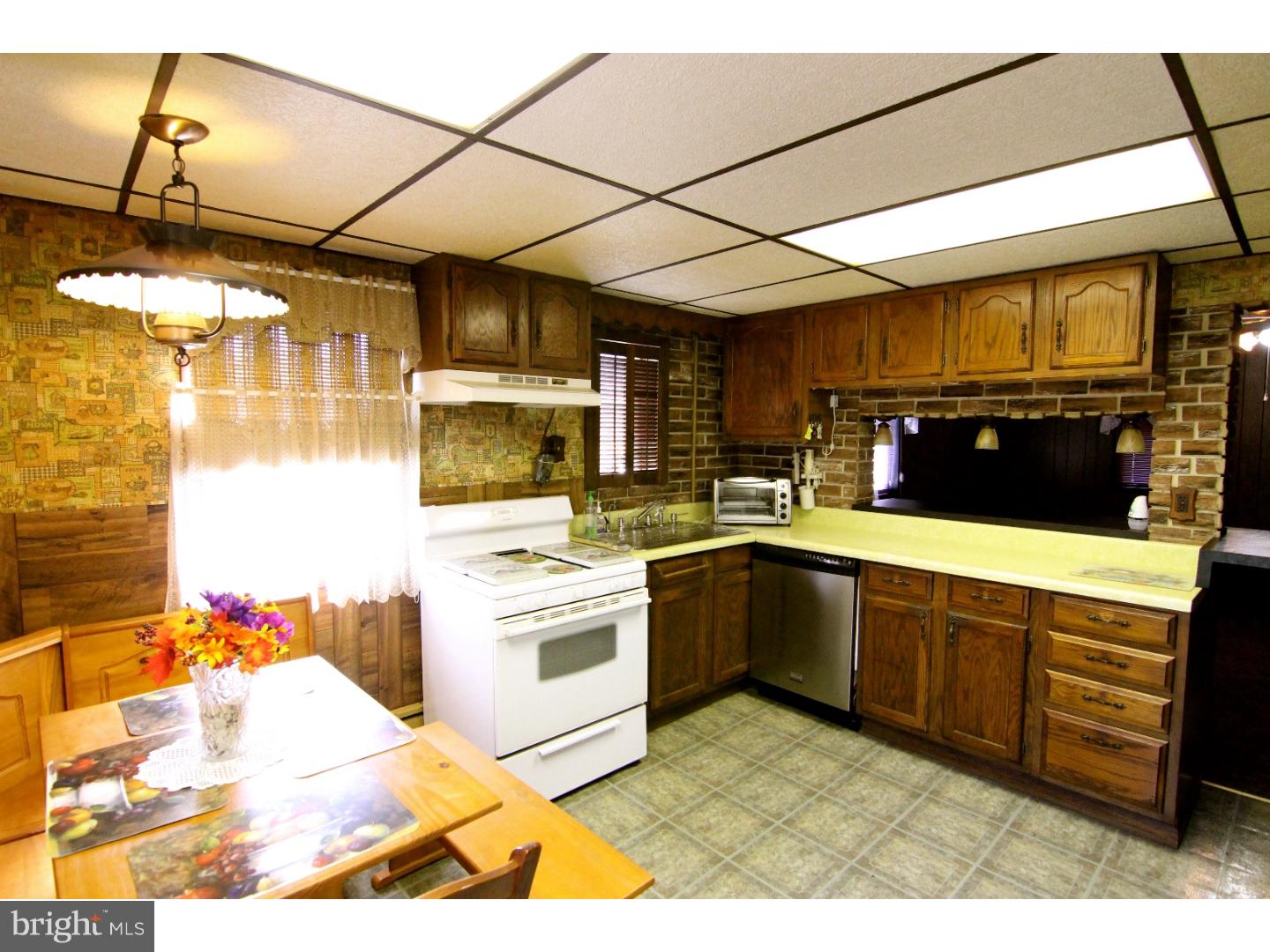 FORESTVILLE - Residential