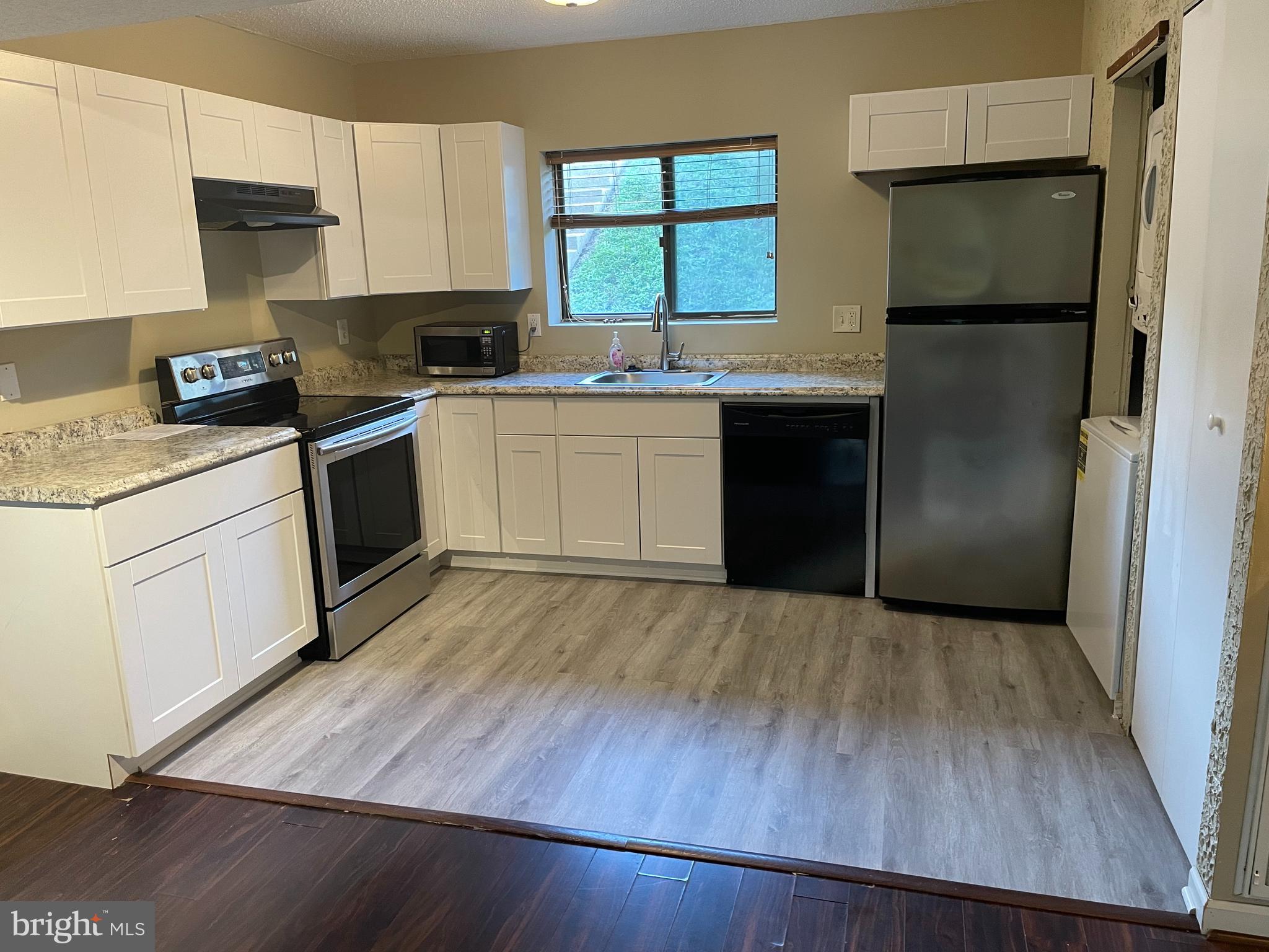 RIPPON LANDING - Residential