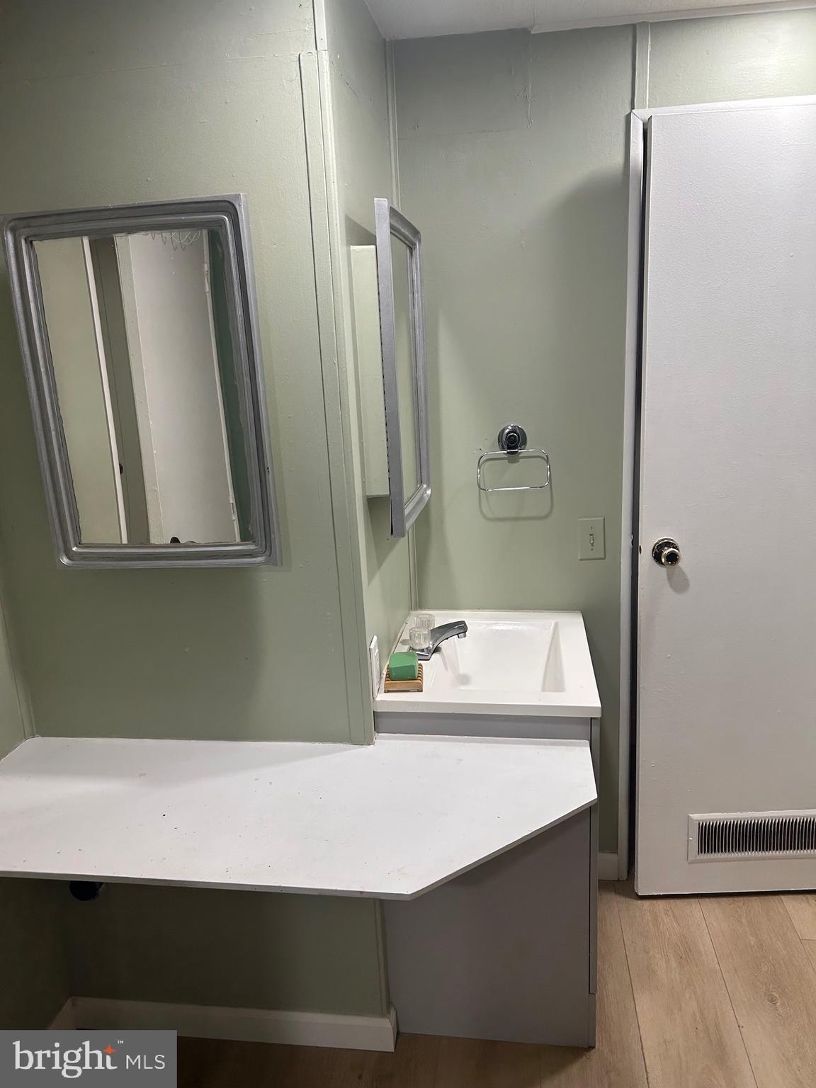 WOODBRIDGE CENTER - Residential