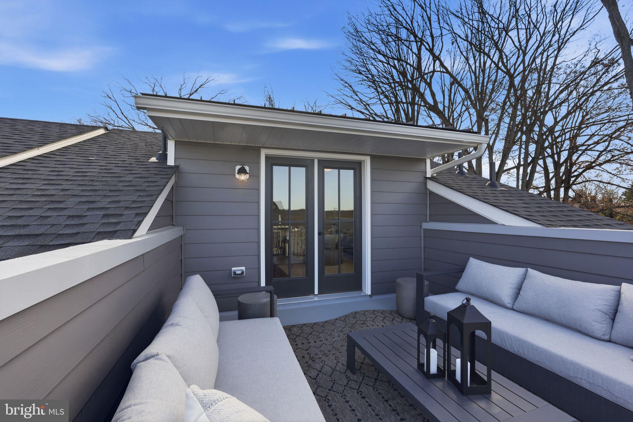 TOWNS AT PENNYBROOK - Residential