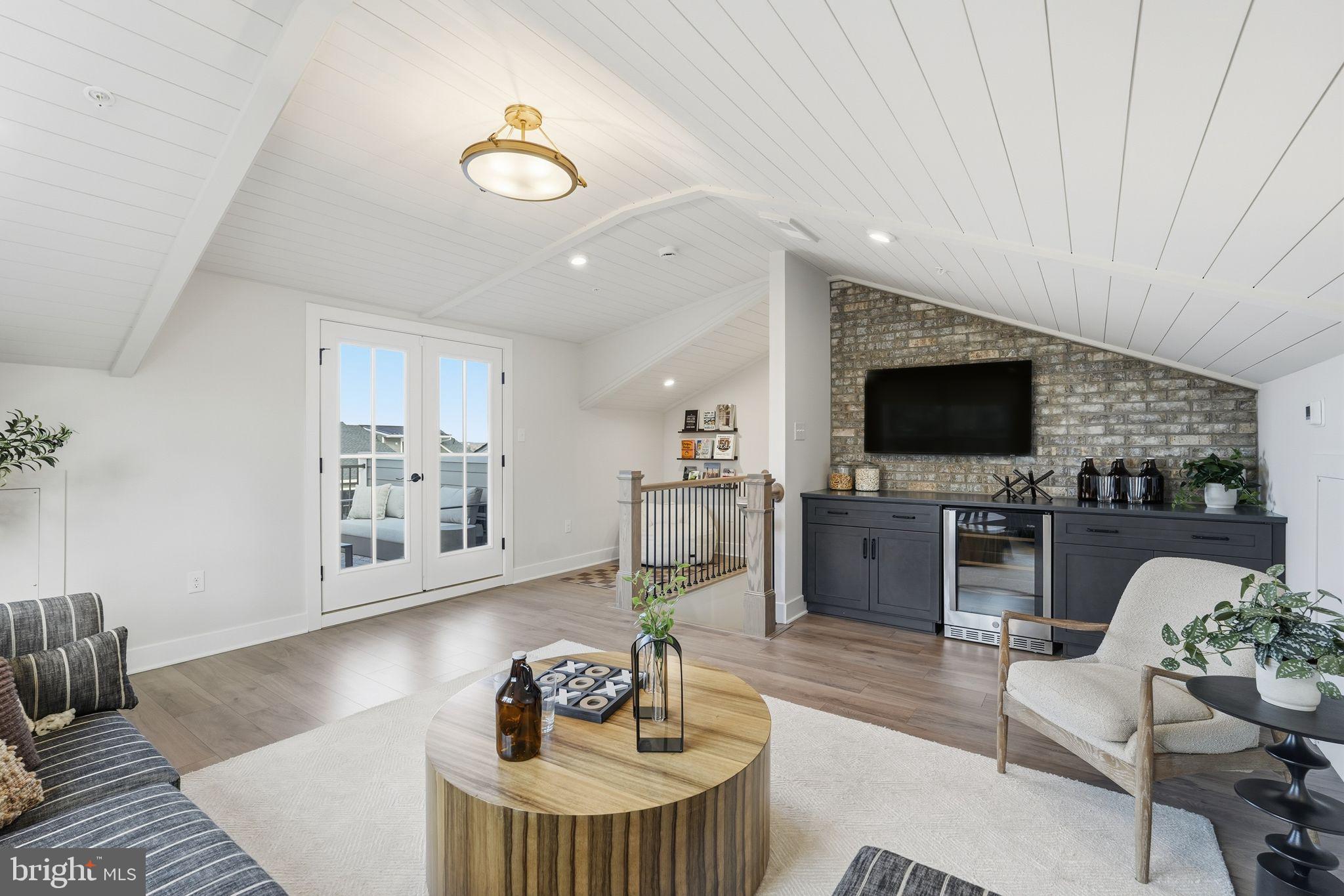 TOWNS AT PENNYBROOK - Residential