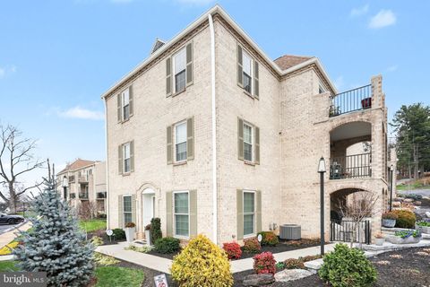 Photo of 1000 Country Club Road #A13, YORK, PA 17403 (MLS # PAYK2094812)