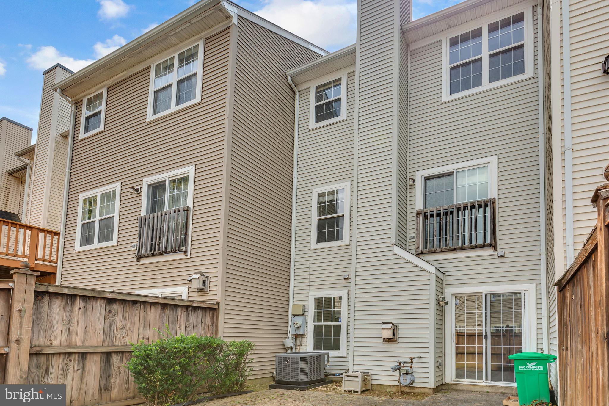 WOODVIEW VILLAGE WEST - Residential