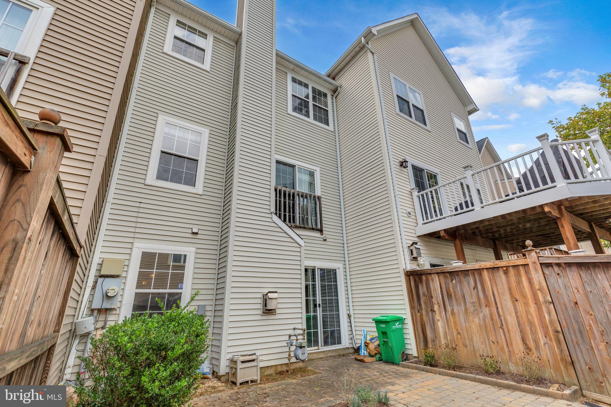 WOODVIEW VILLAGE WEST - Residential