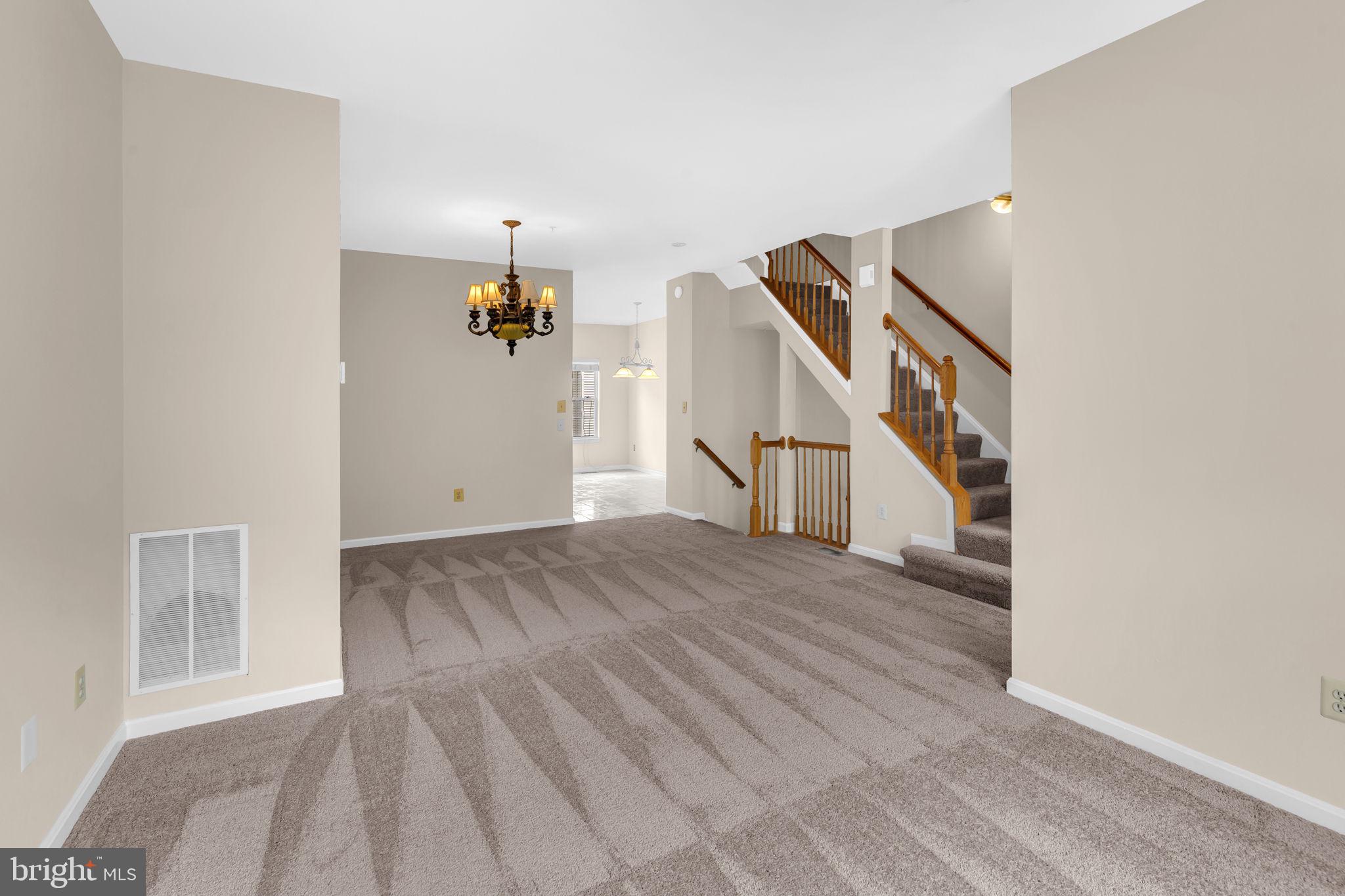 WOODVIEW VILLAGE WEST - Residential