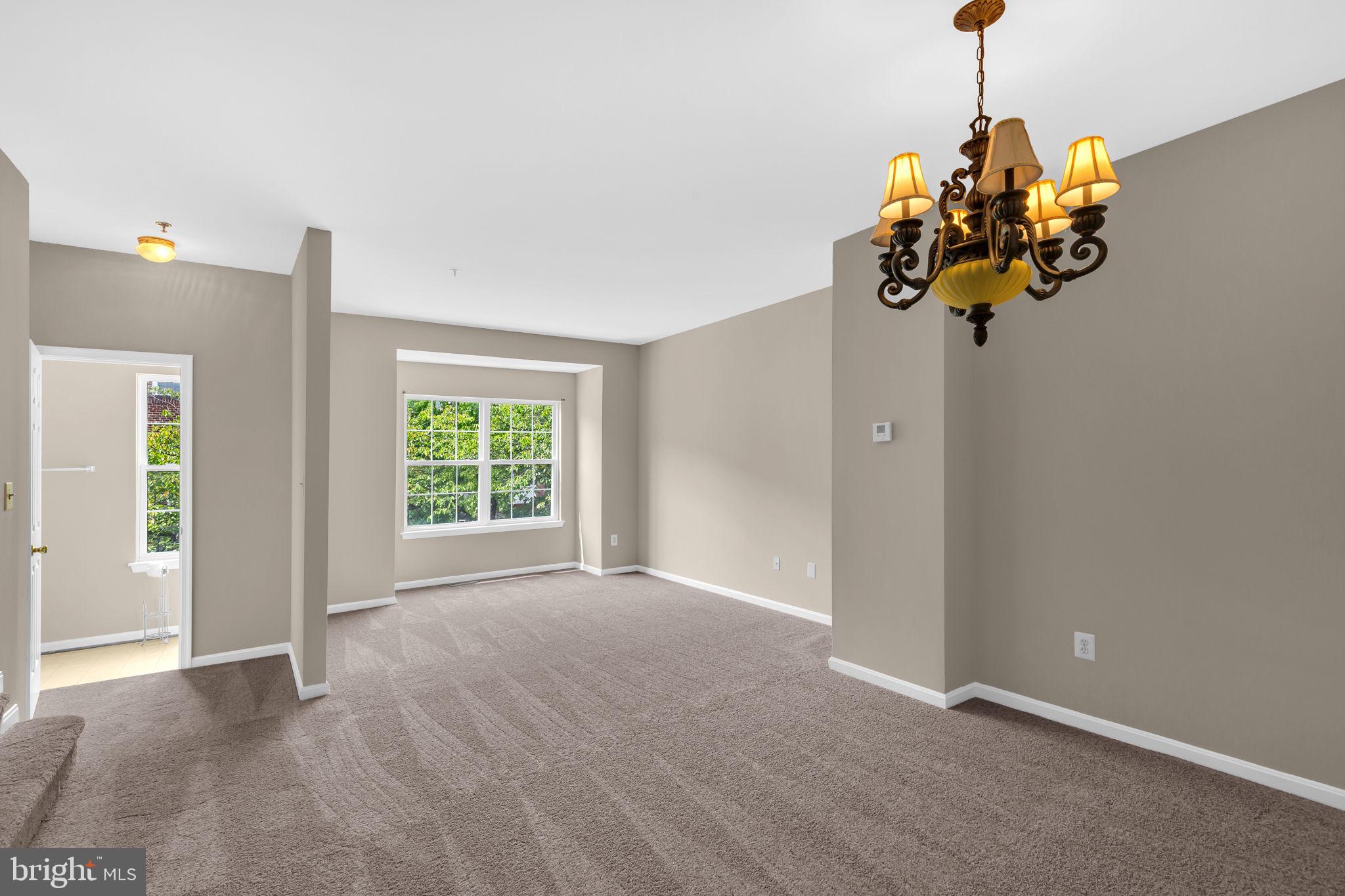 WOODVIEW VILLAGE WEST - Residential