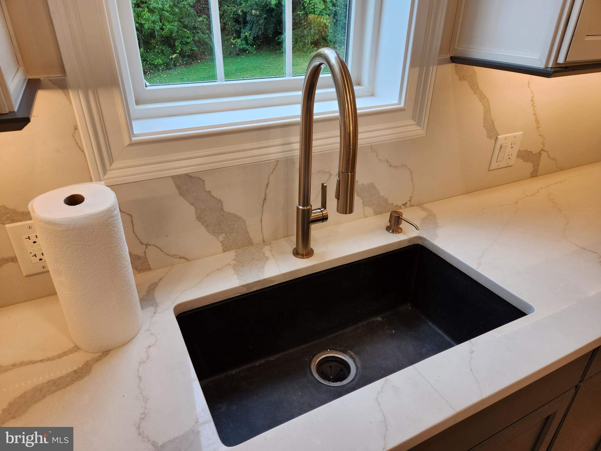 HILLSIDE FARM ESTATES - Residential