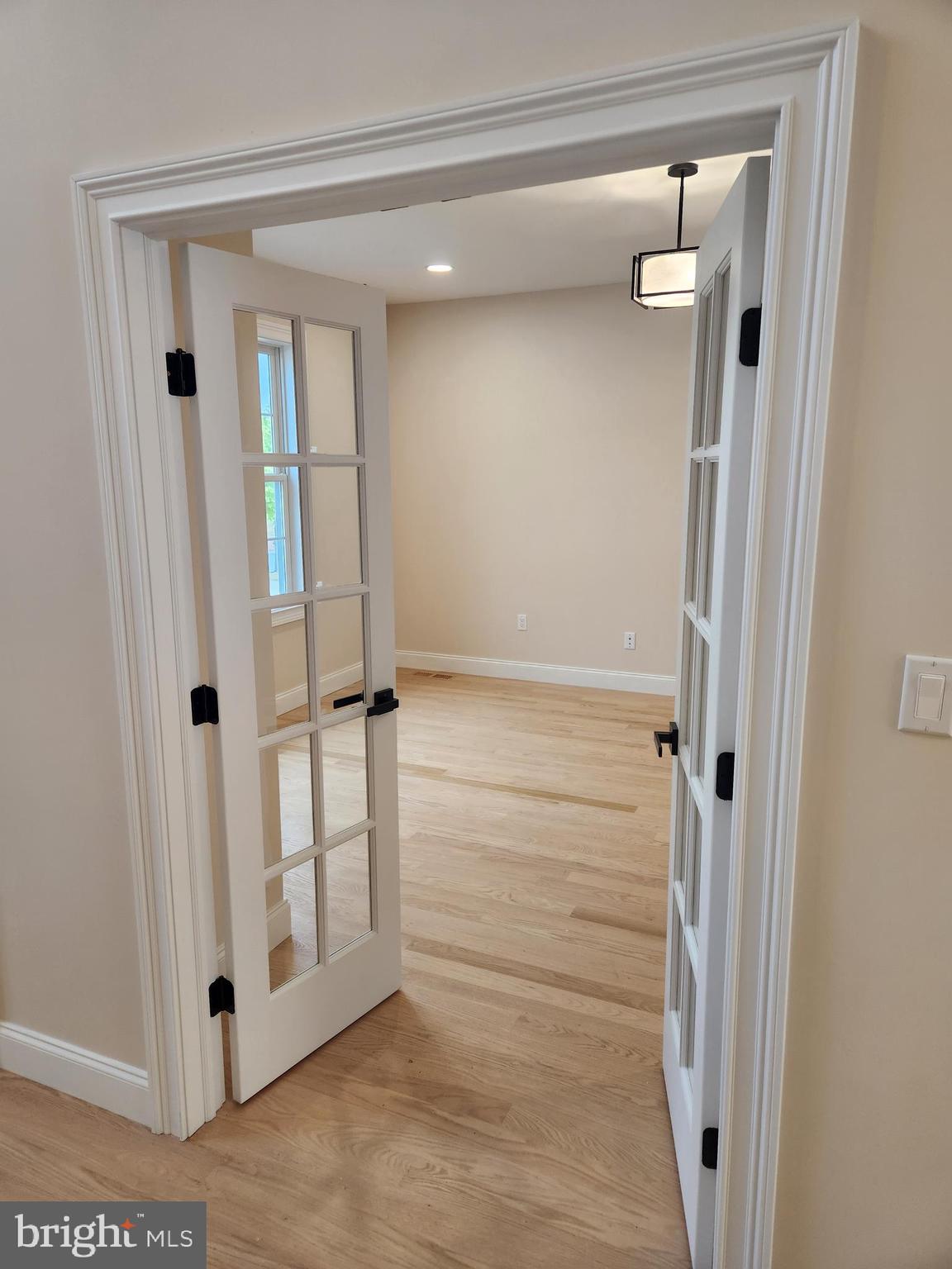 HILLSIDE FARM ESTATES - Residential