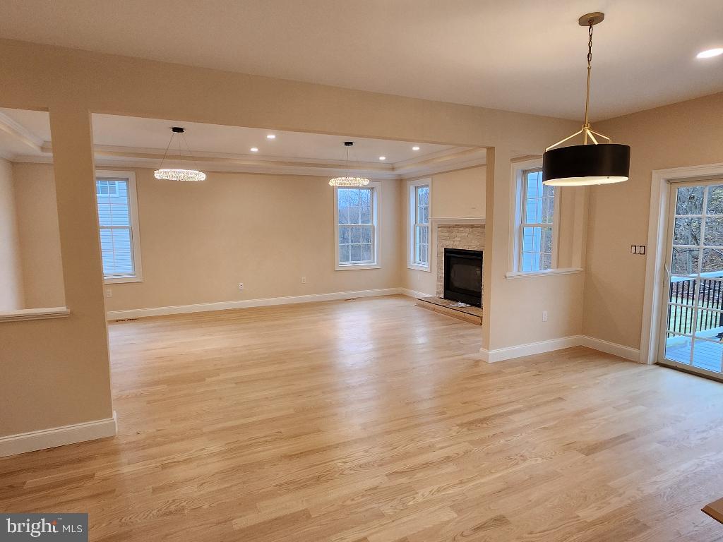 HILLSIDE FARM ESTATES - Residential