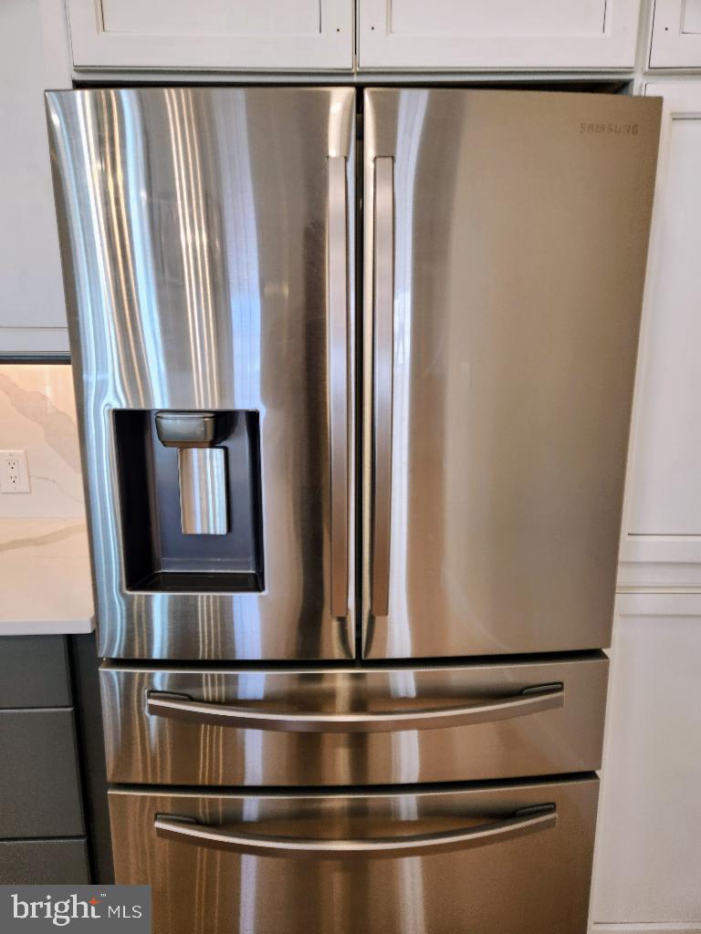 HILLSIDE FARM ESTATES - Residential