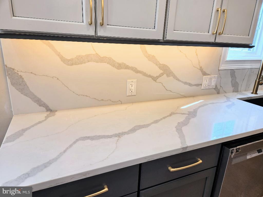 HILLSIDE FARM ESTATES - Residential