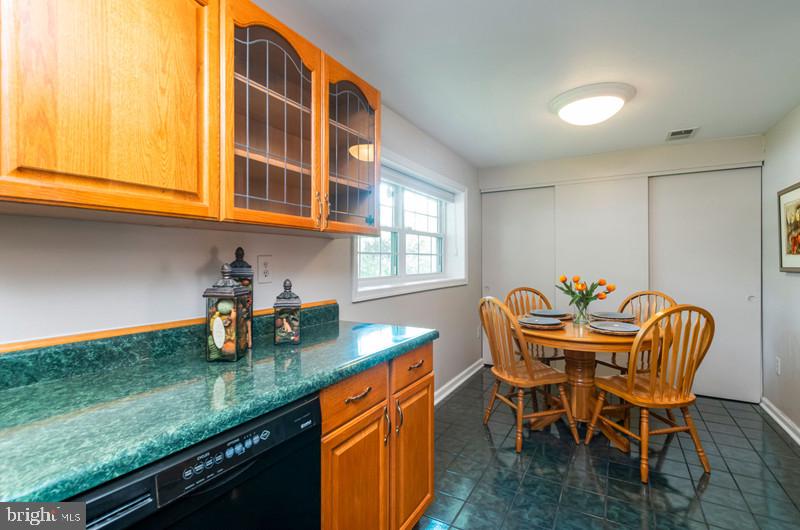 CROFTON MEWS - Residential