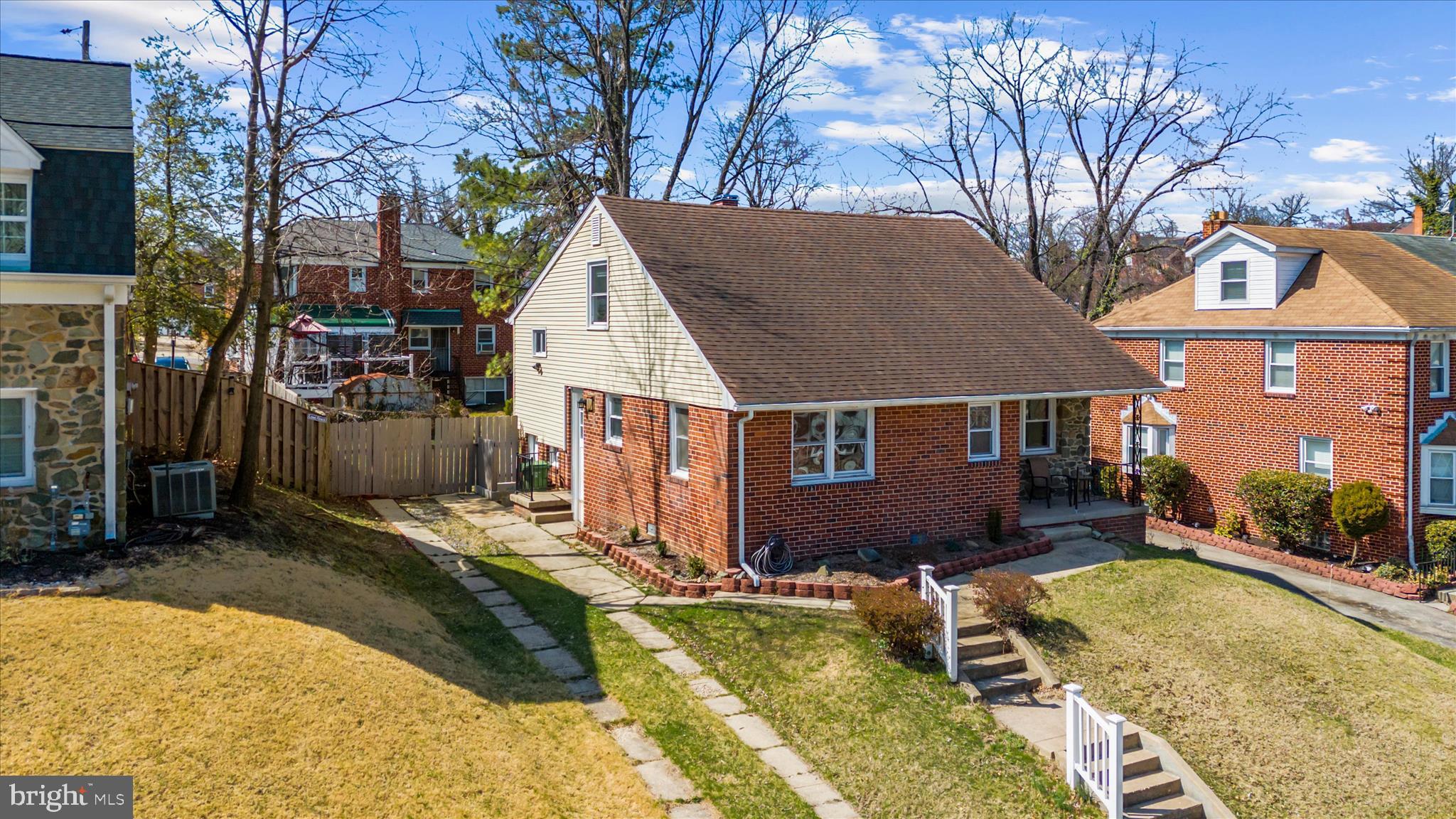 HUNTING RIDGE HISTORIC DISTRICT - Residential