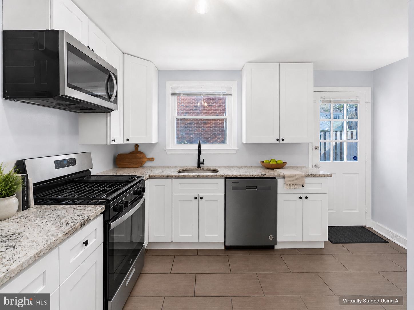 HUNTING RIDGE HISTORIC DISTRICT - Residential