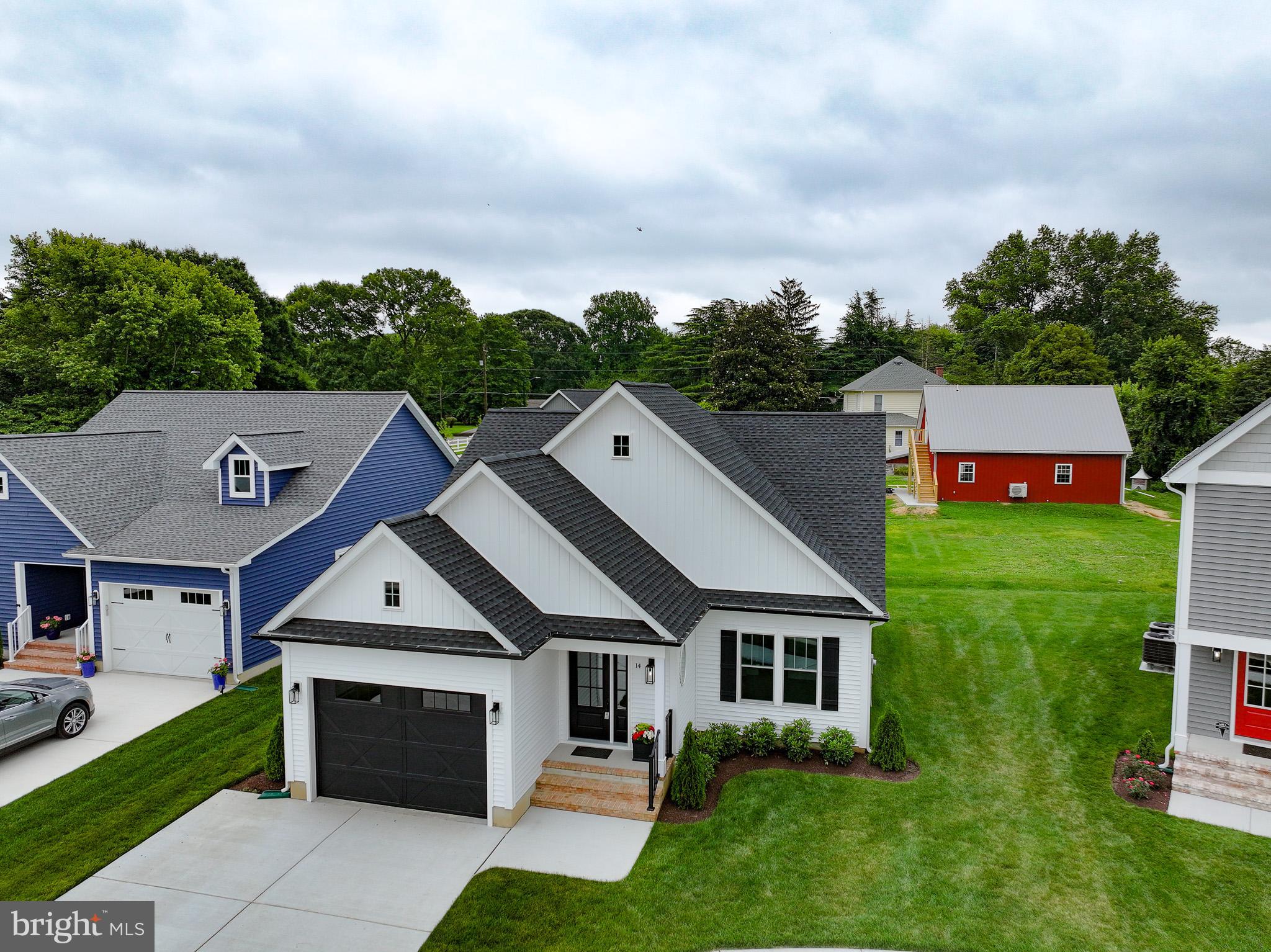 EASTON - Residential