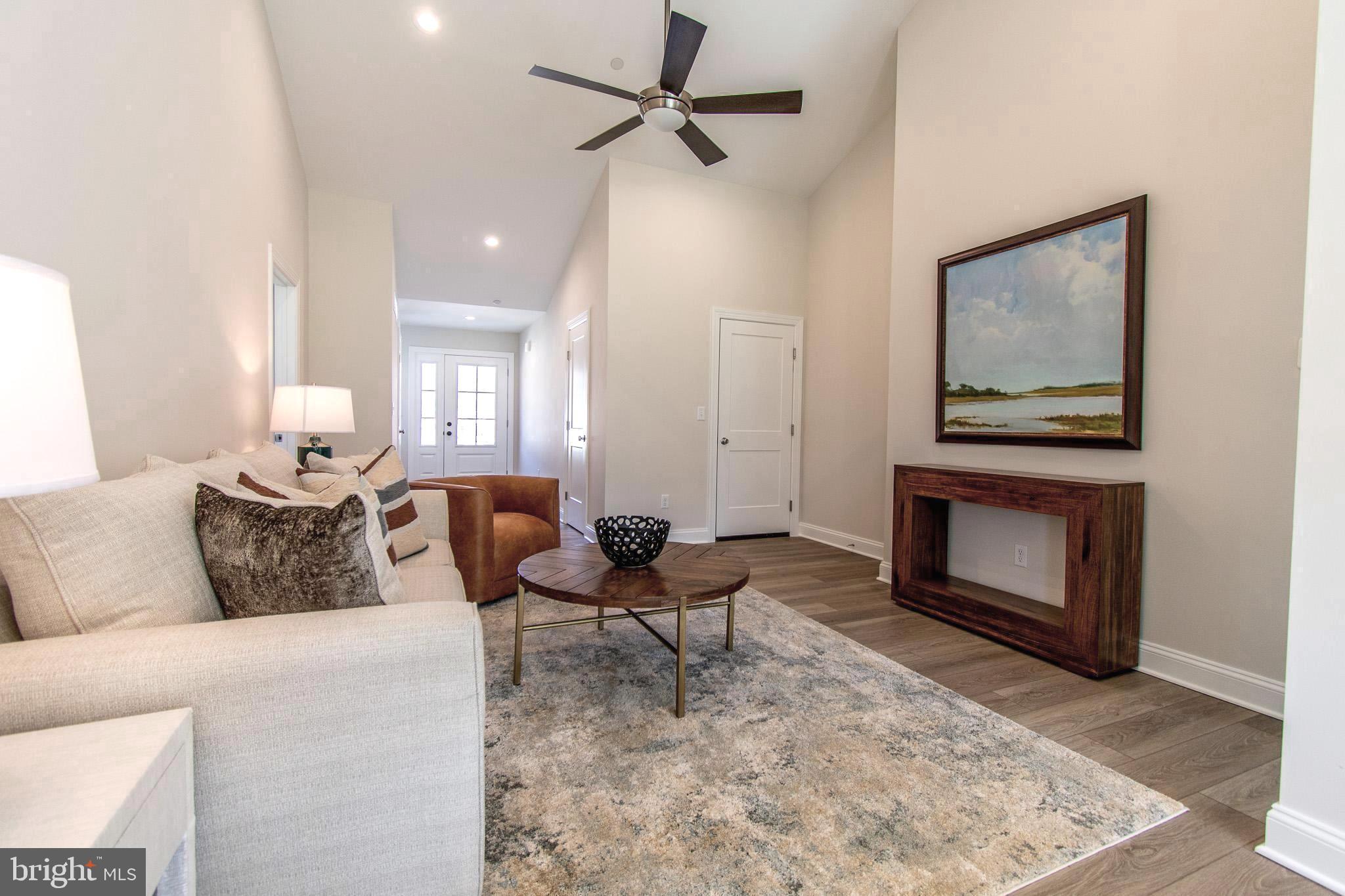 EASTON - Residential