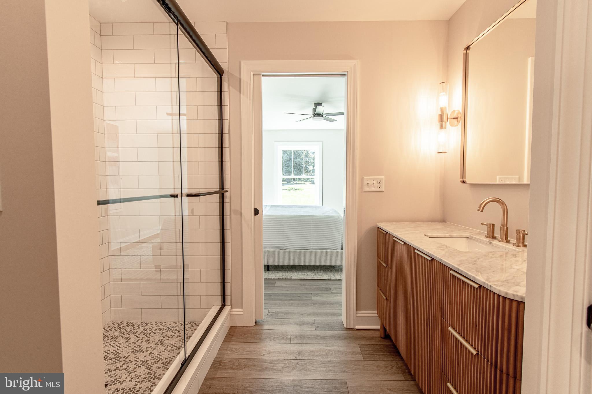 EASTON - Residential