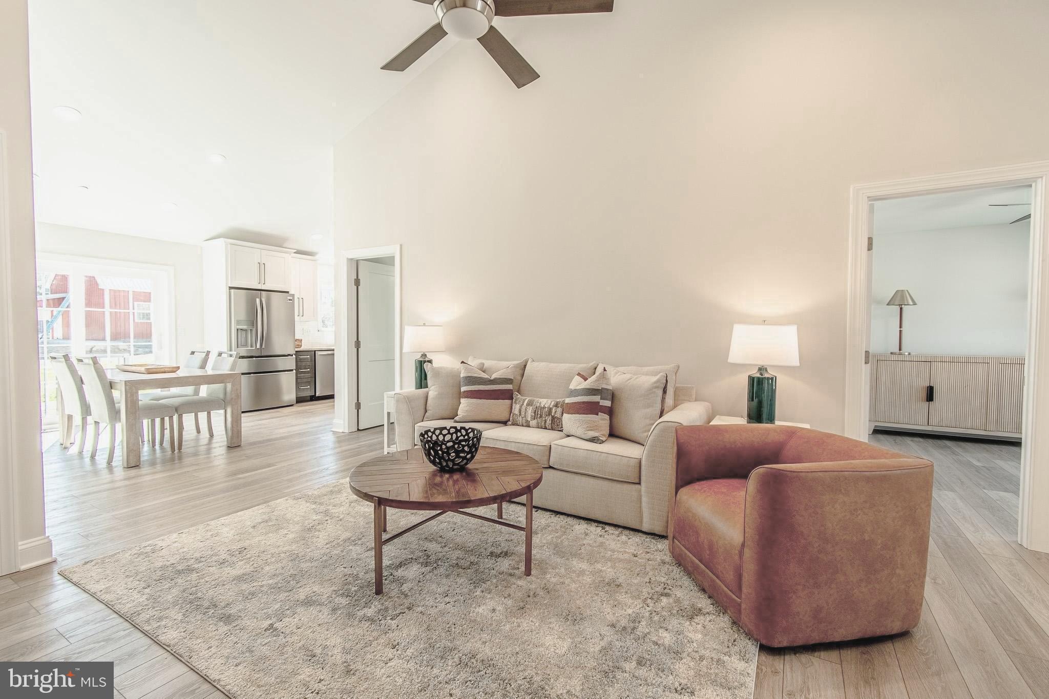 EASTON - Residential