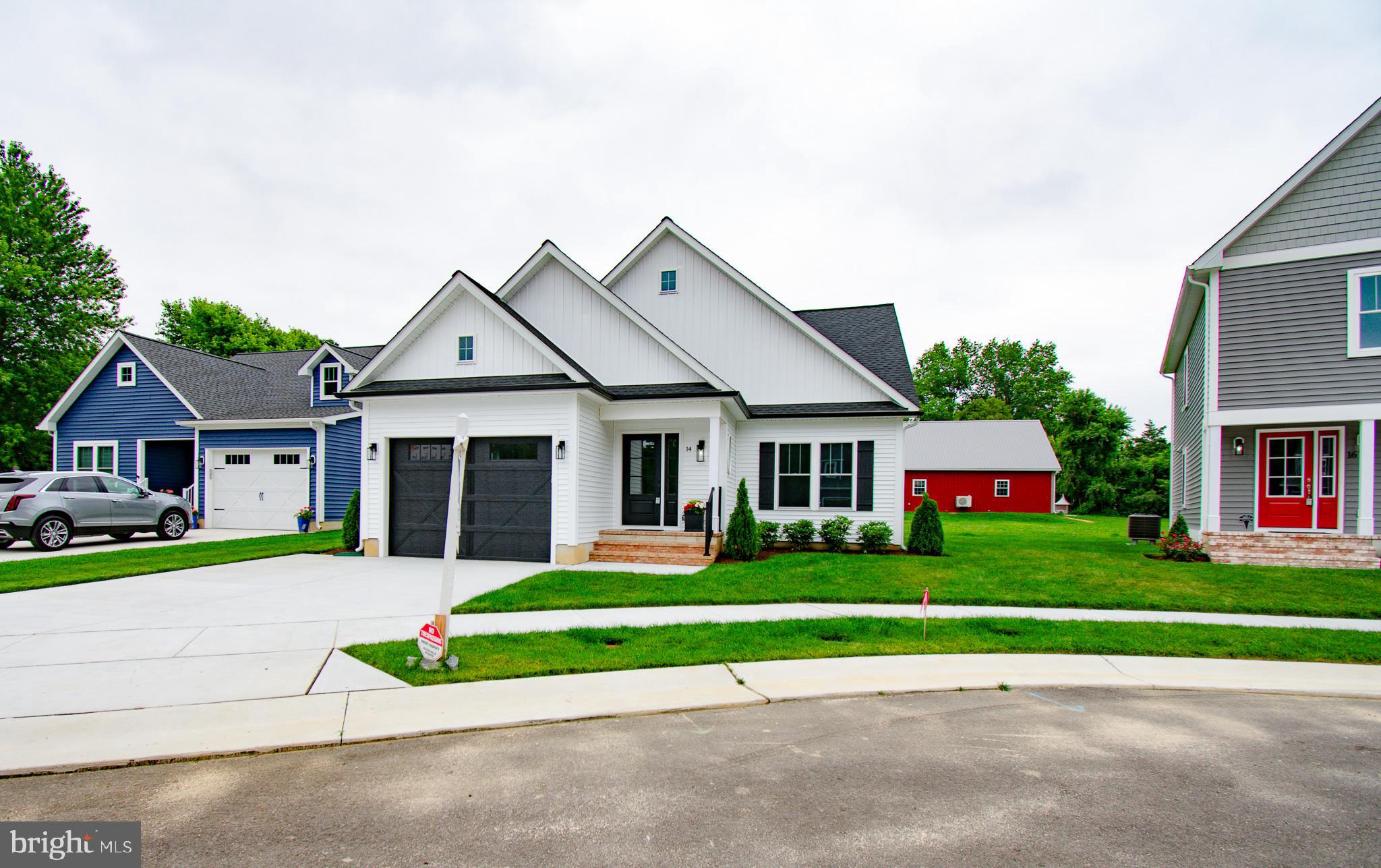14 SANDY LANE