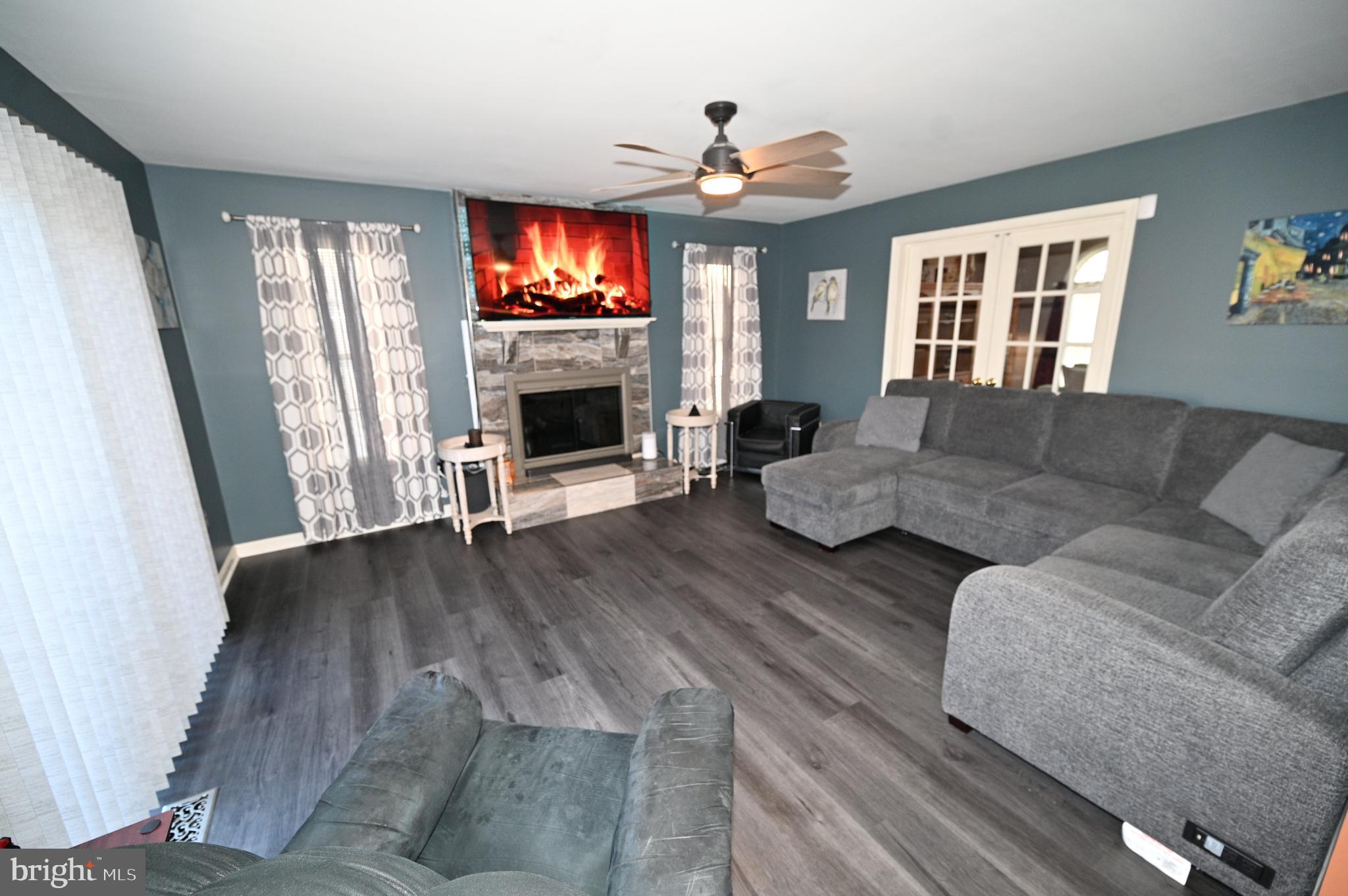 HIGHLAND MEADOWS-PLAT 5> - Residential