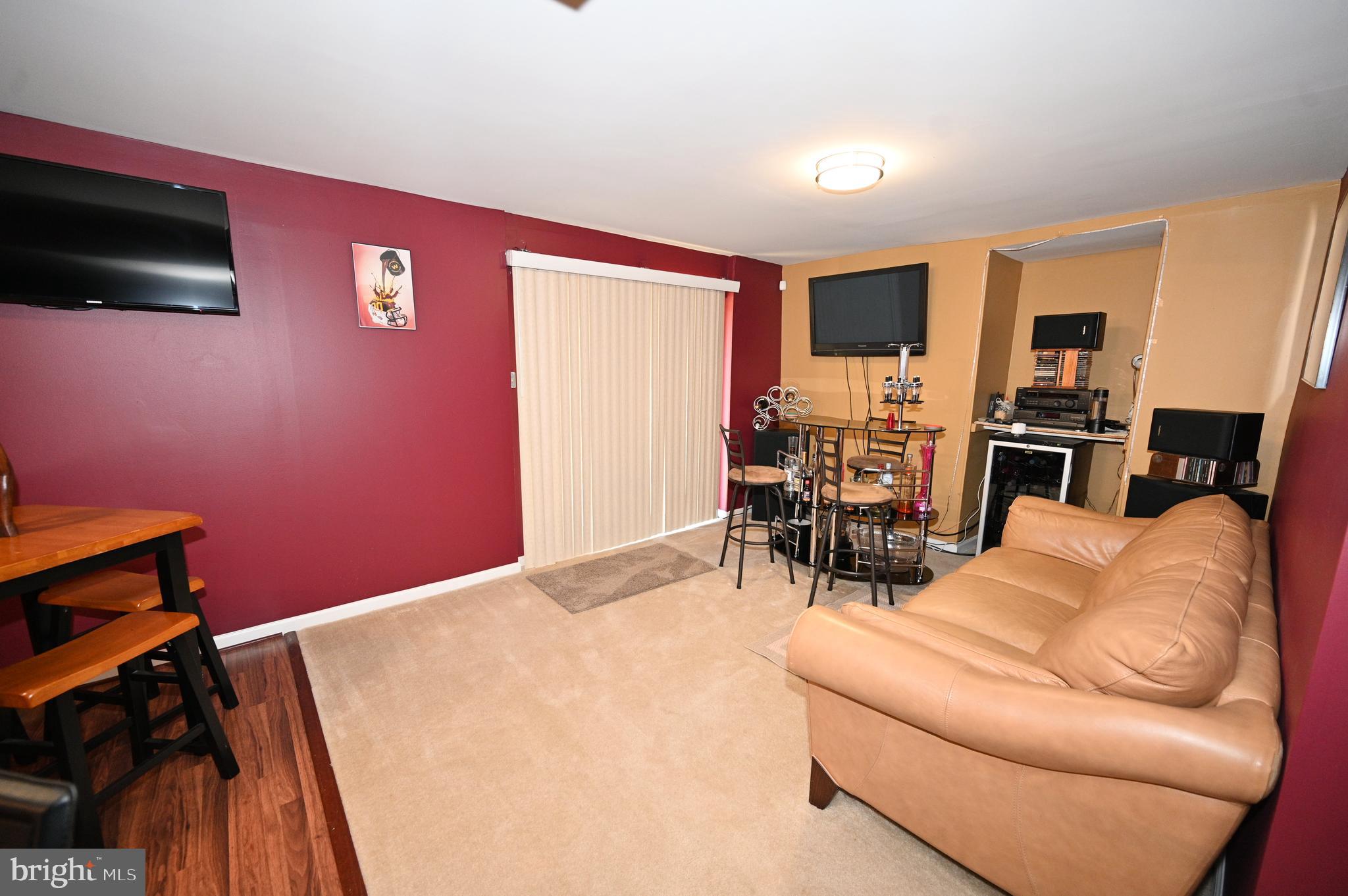 HIGHLAND MEADOWS-PLAT 5> - Residential