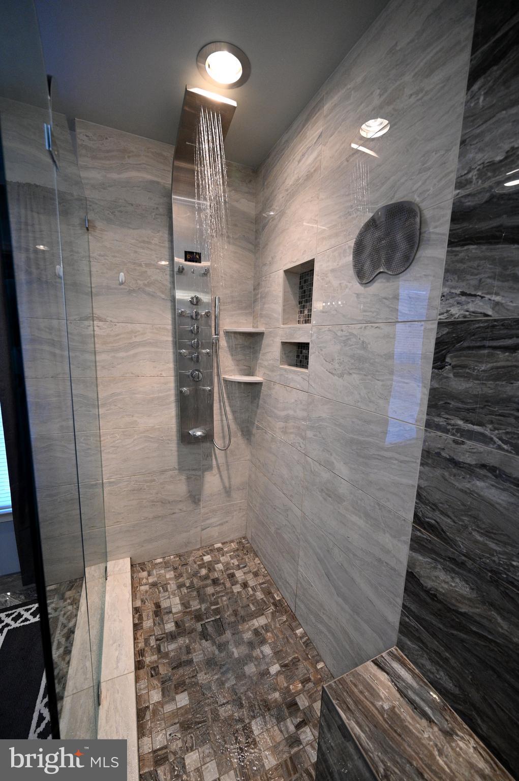 HIGHLAND MEADOWS-PLAT 5> - Residential