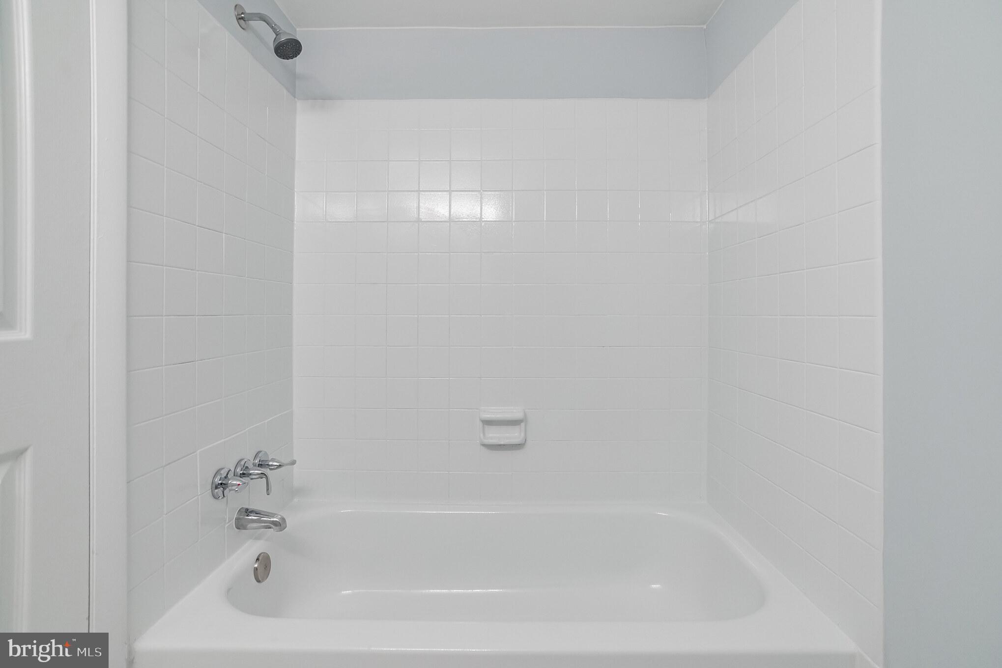 NESHAMINY VALLEY - Residential