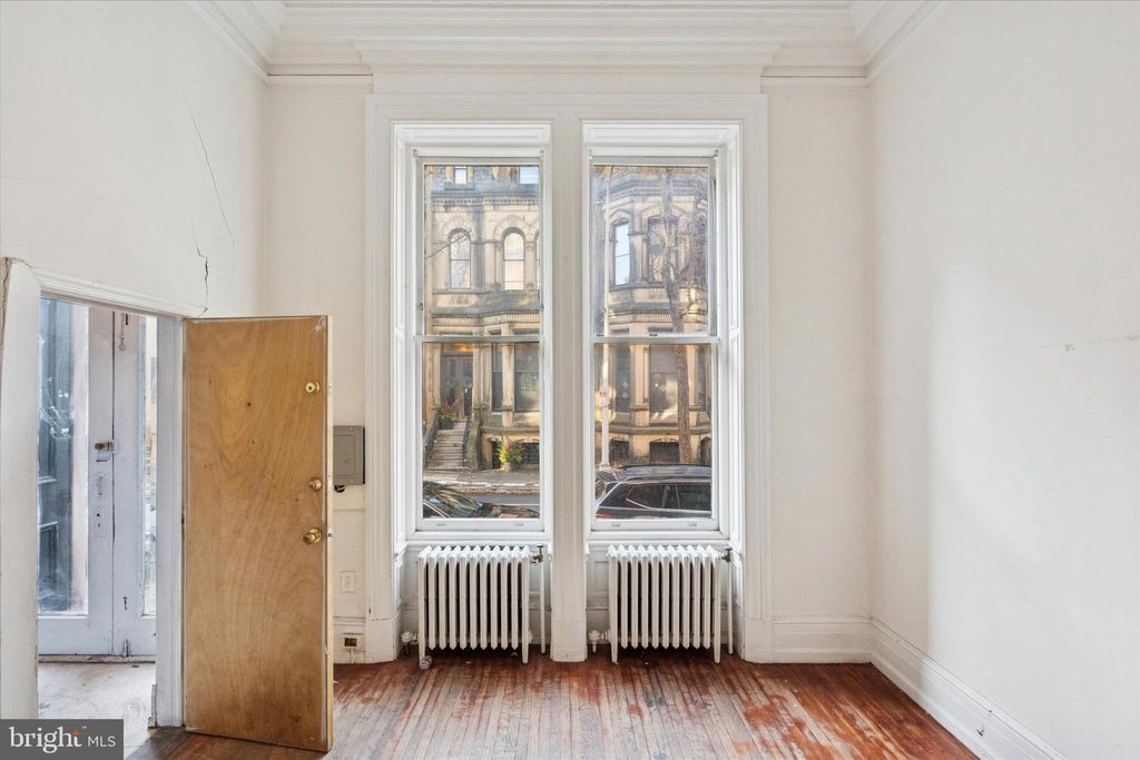 Photo of 2039 Spruce Street, PHILADELPHIA, PA 19103 (MLS # PAPH2567180)