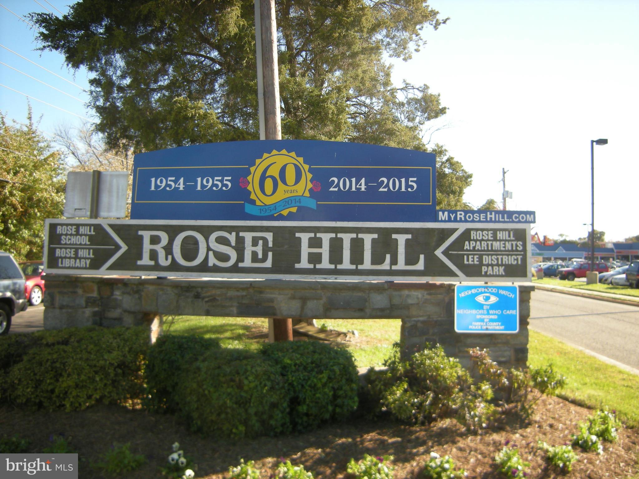 HERITAGE KNOLL - Residential