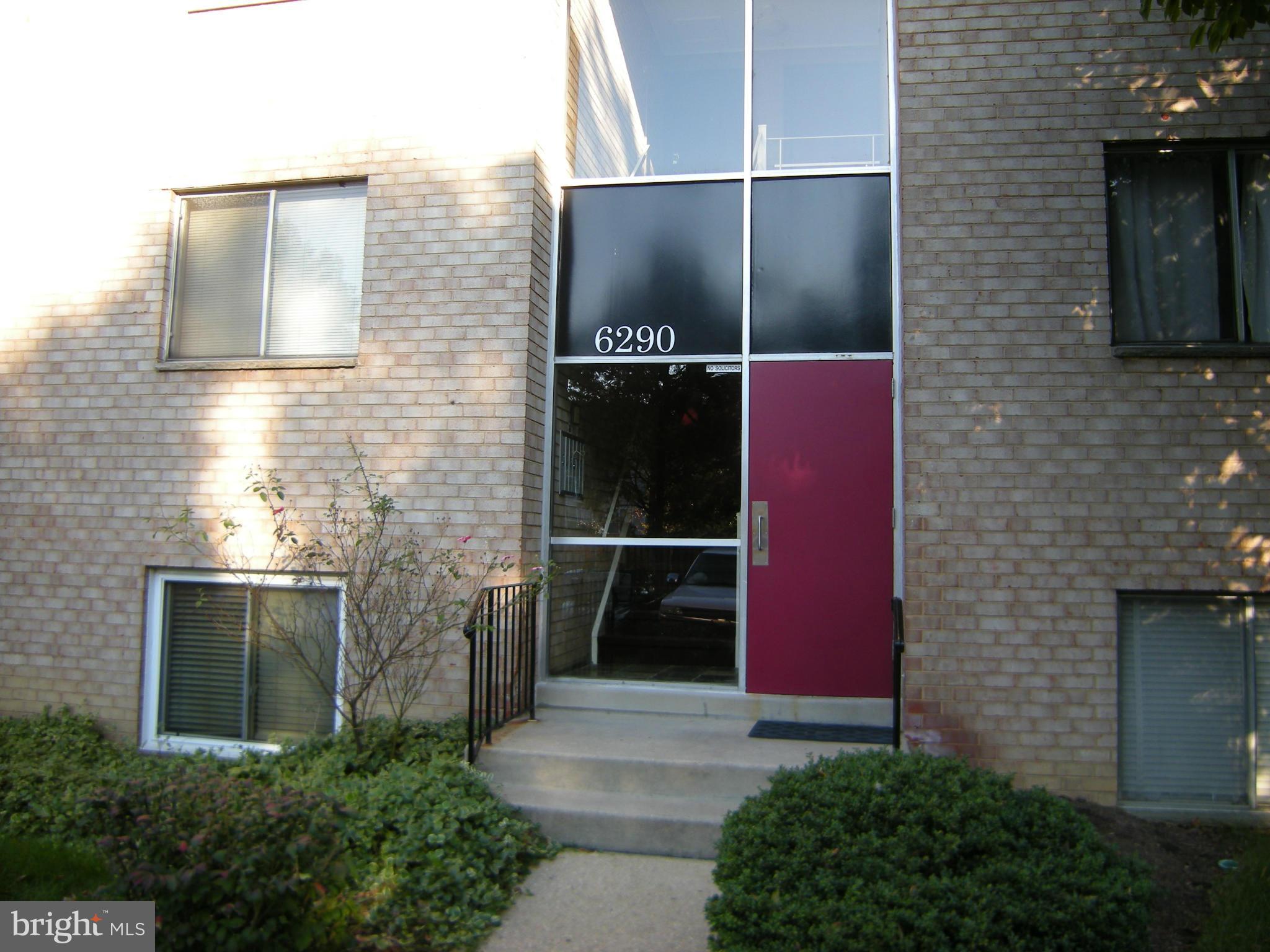 HERITAGE KNOLL - Residential