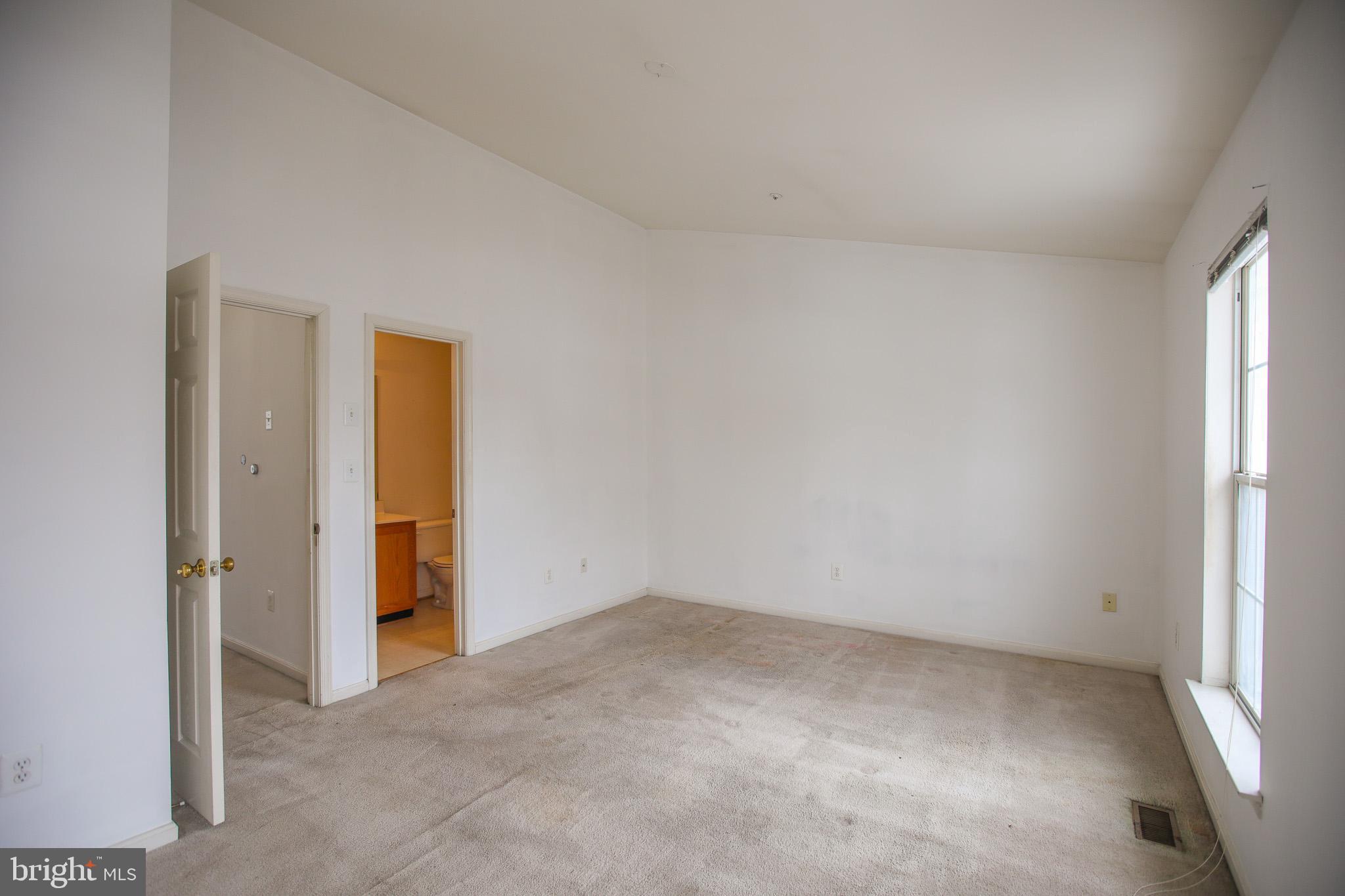 PENNSYLVANIA CROSSING - Residential