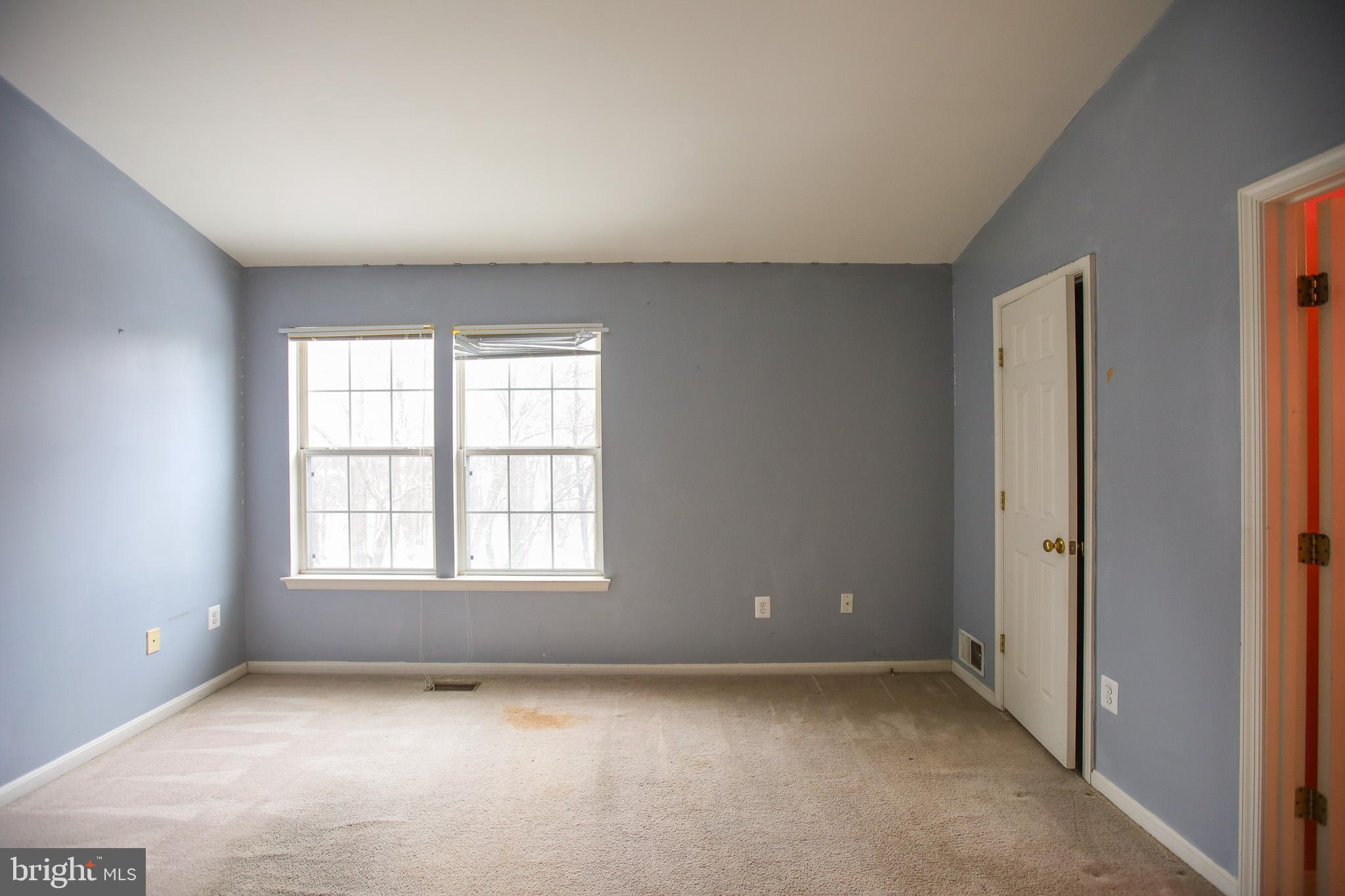 PENNSYLVANIA CROSSING - Residential