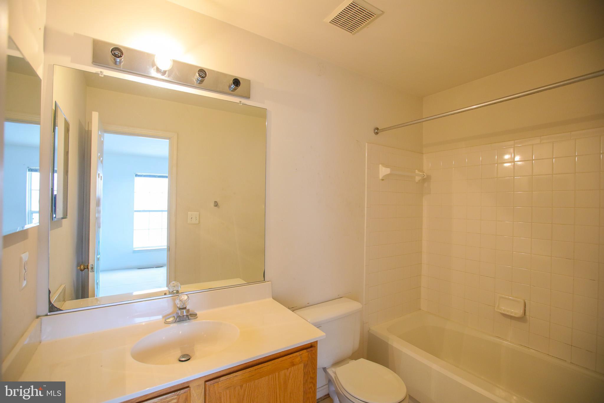 PENNSYLVANIA CROSSING - Residential