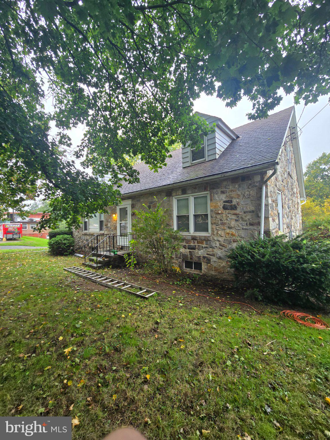 5692 ALLENTOWN PIKE