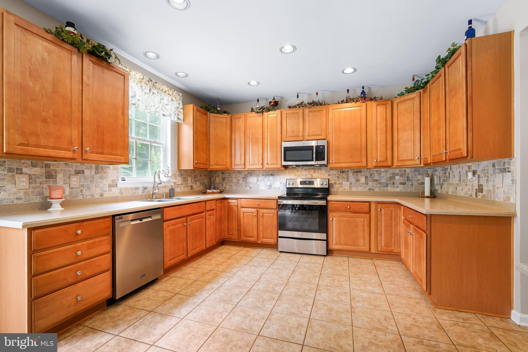 CANDLELIGHT RIDGE - Residential