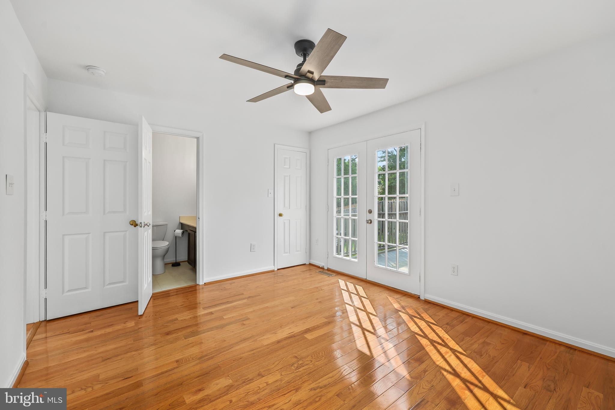 MONTCLAIR - Residential