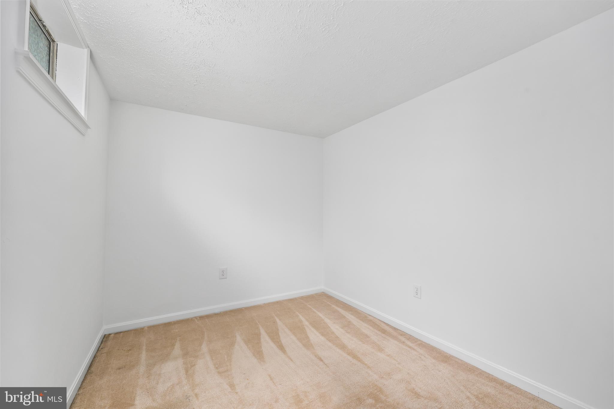 MONTCLAIR - Residential