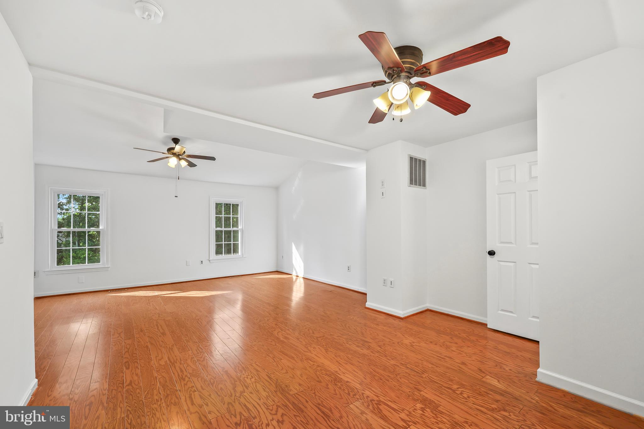 MONTCLAIR - Residential