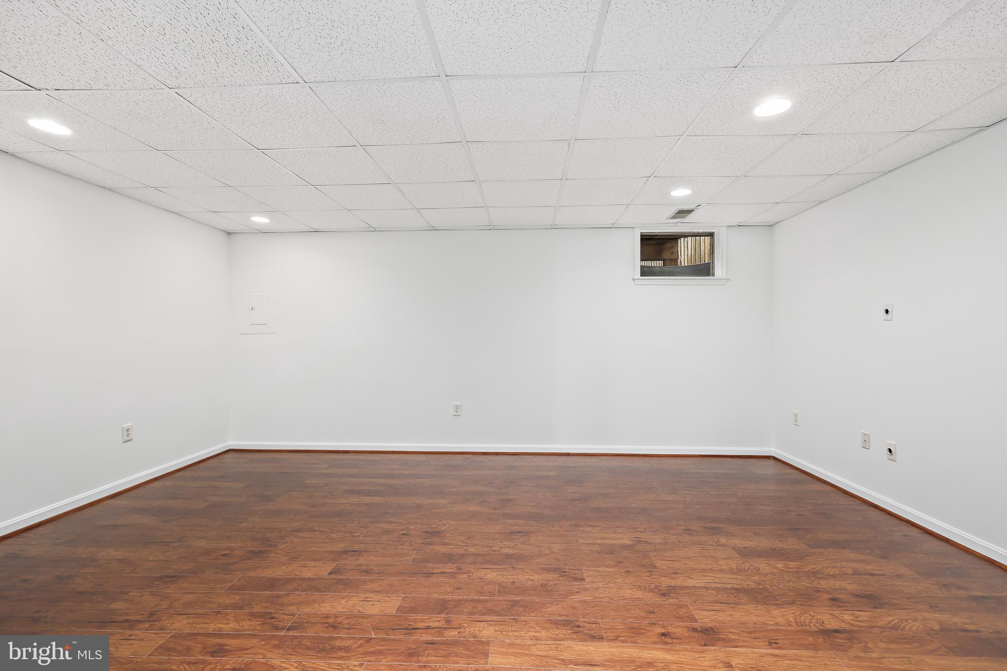 MONTCLAIR - Residential