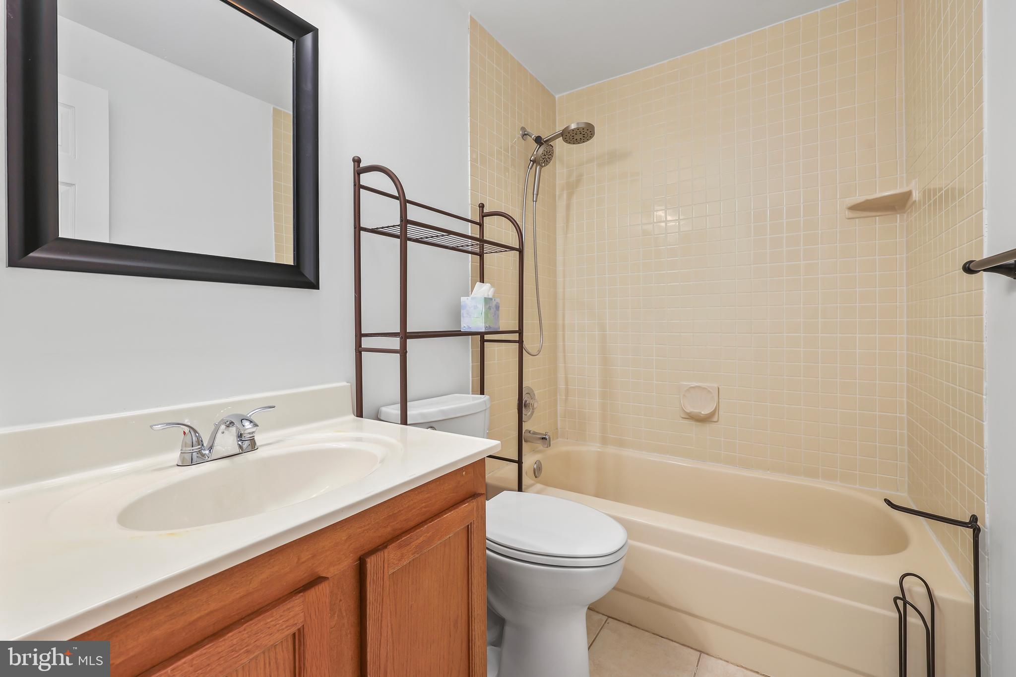 MONTCLAIR - Residential