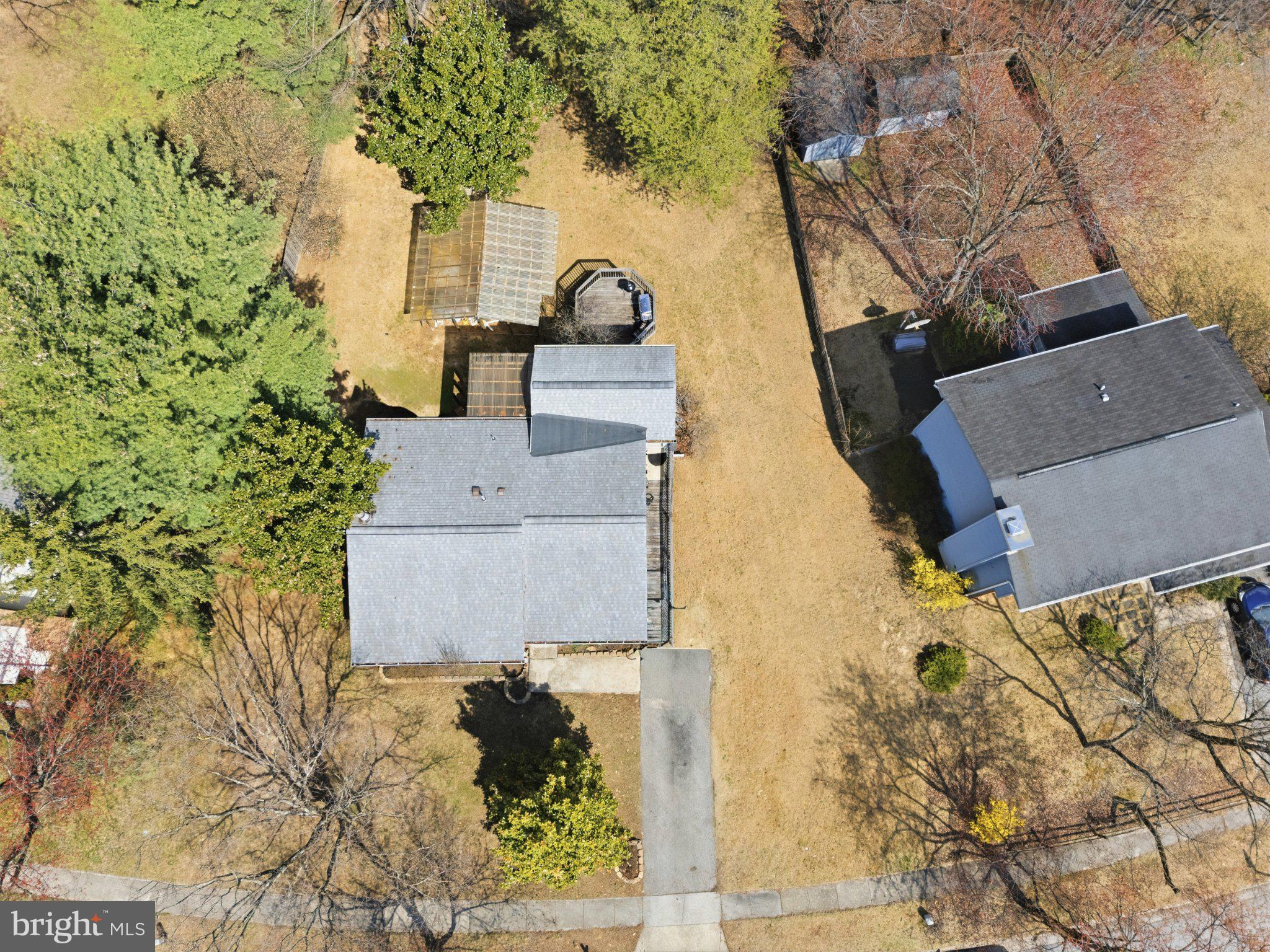 RIDGEFIELD - Residential