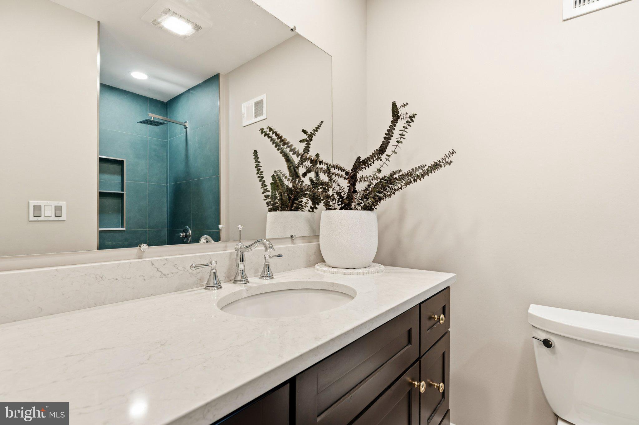 RIDGEFIELD - Residential