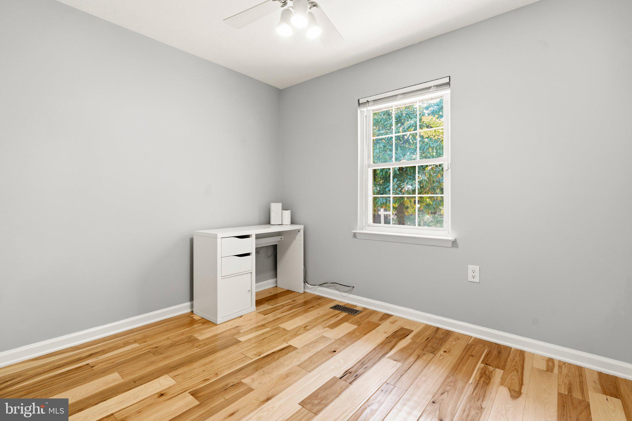 RIDGEFIELD - Residential
