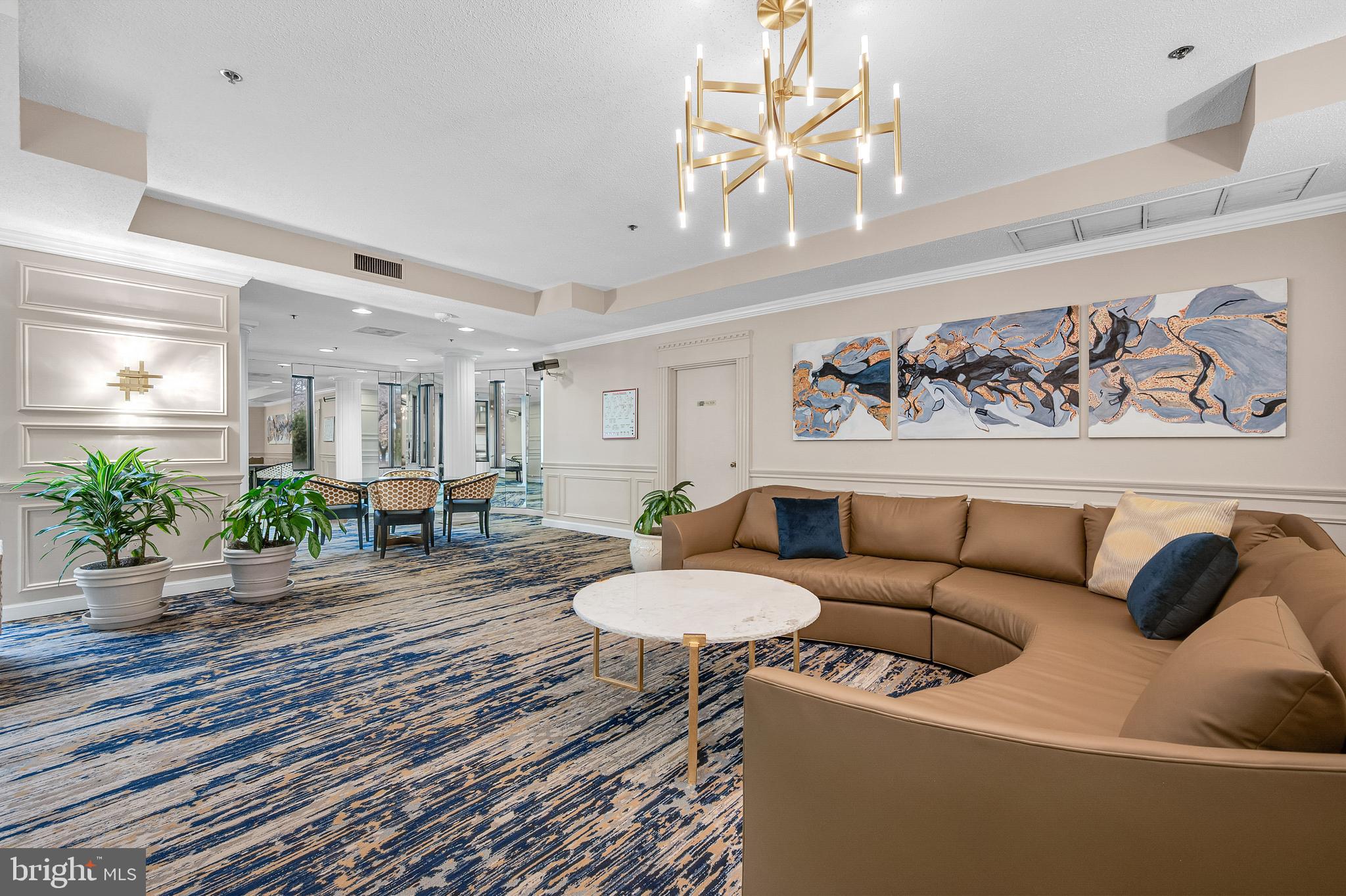 LEISURE WORLD - Residential
