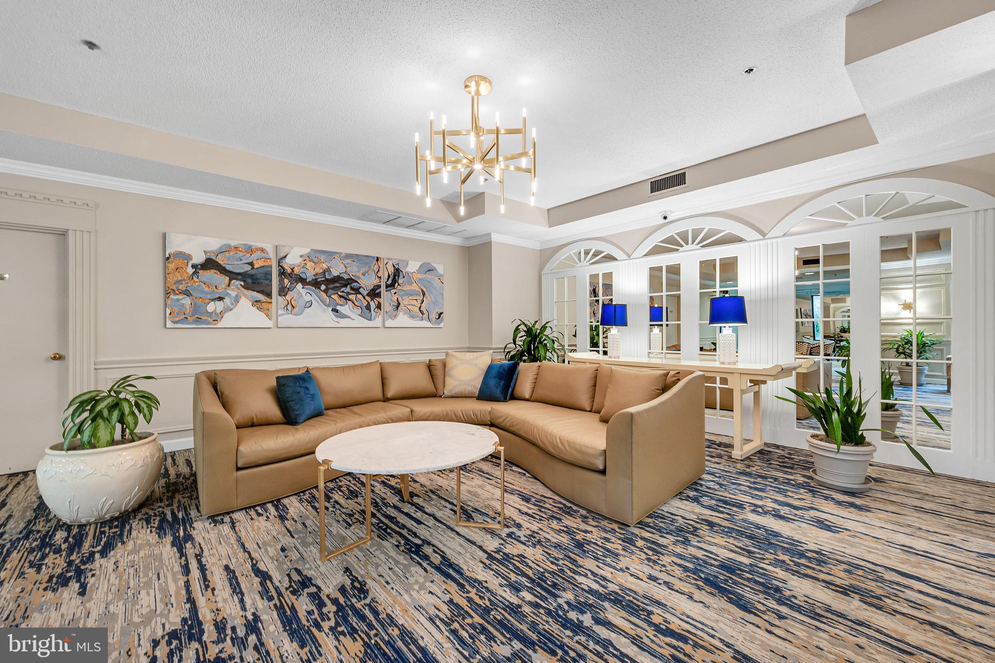 LEISURE WORLD - Residential
